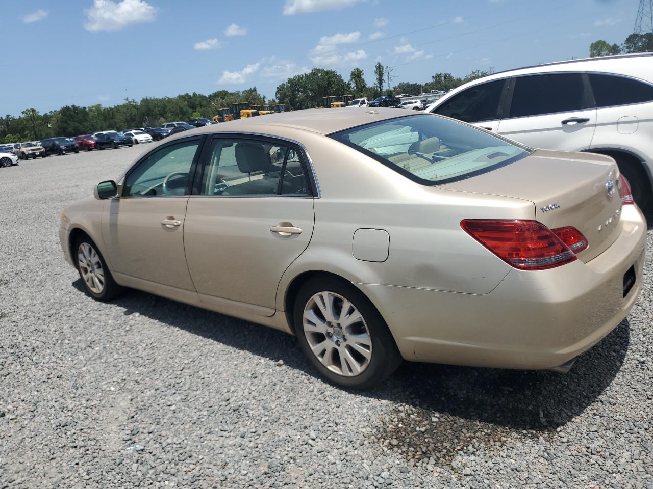 2010 Toyota Avalon Xls Gold vin: 4T1BK3DB4AU358935