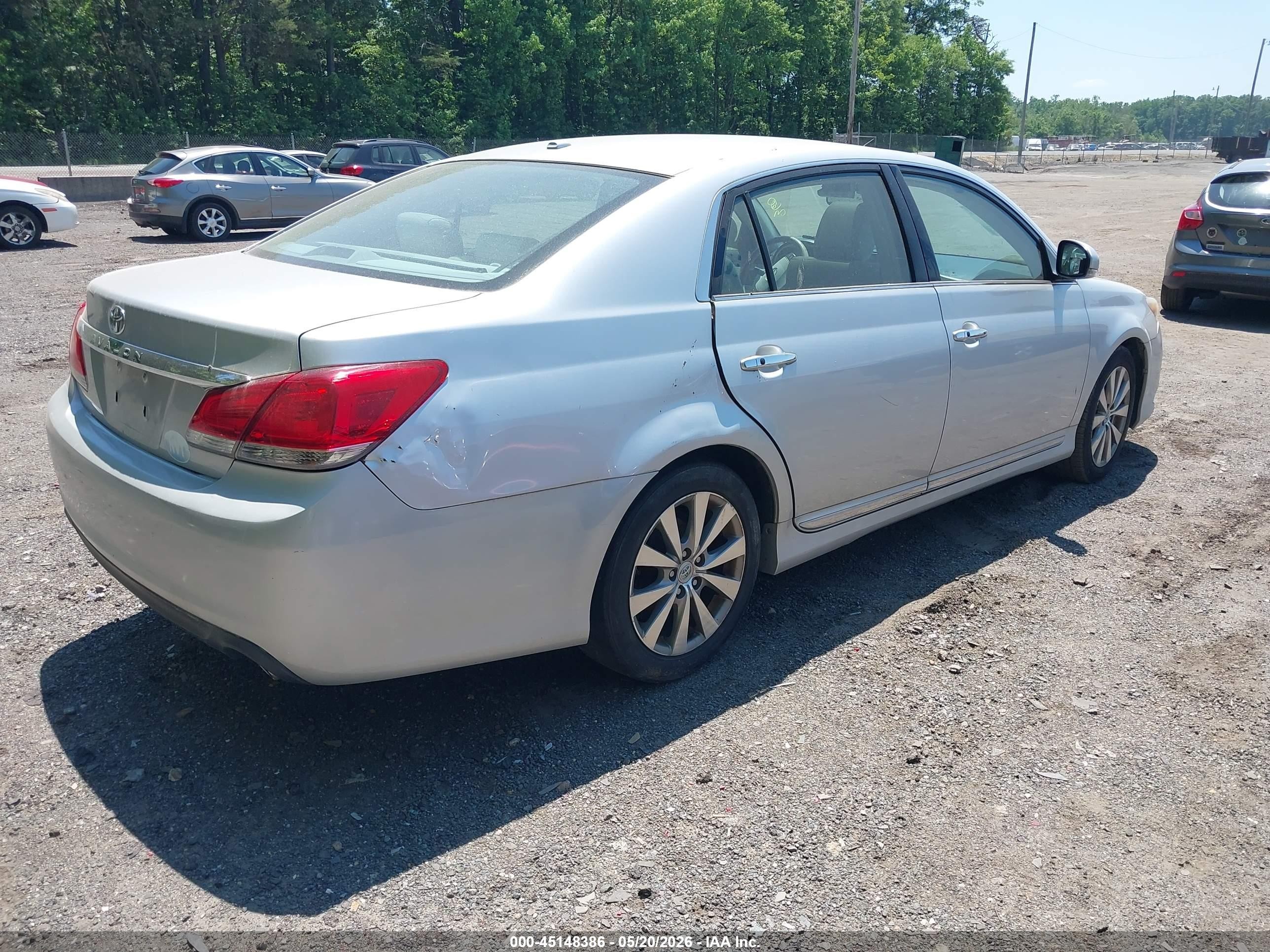 2011 Toyota Avalon Limited Silver vin: 4T1BK3DB4BU372027