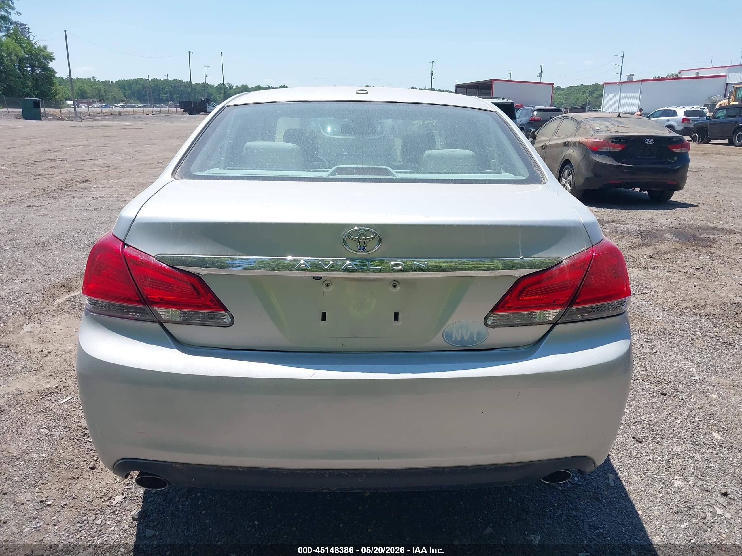 2011 Toyota Avalon Limited Silver vin: 4T1BK3DB4BU372027