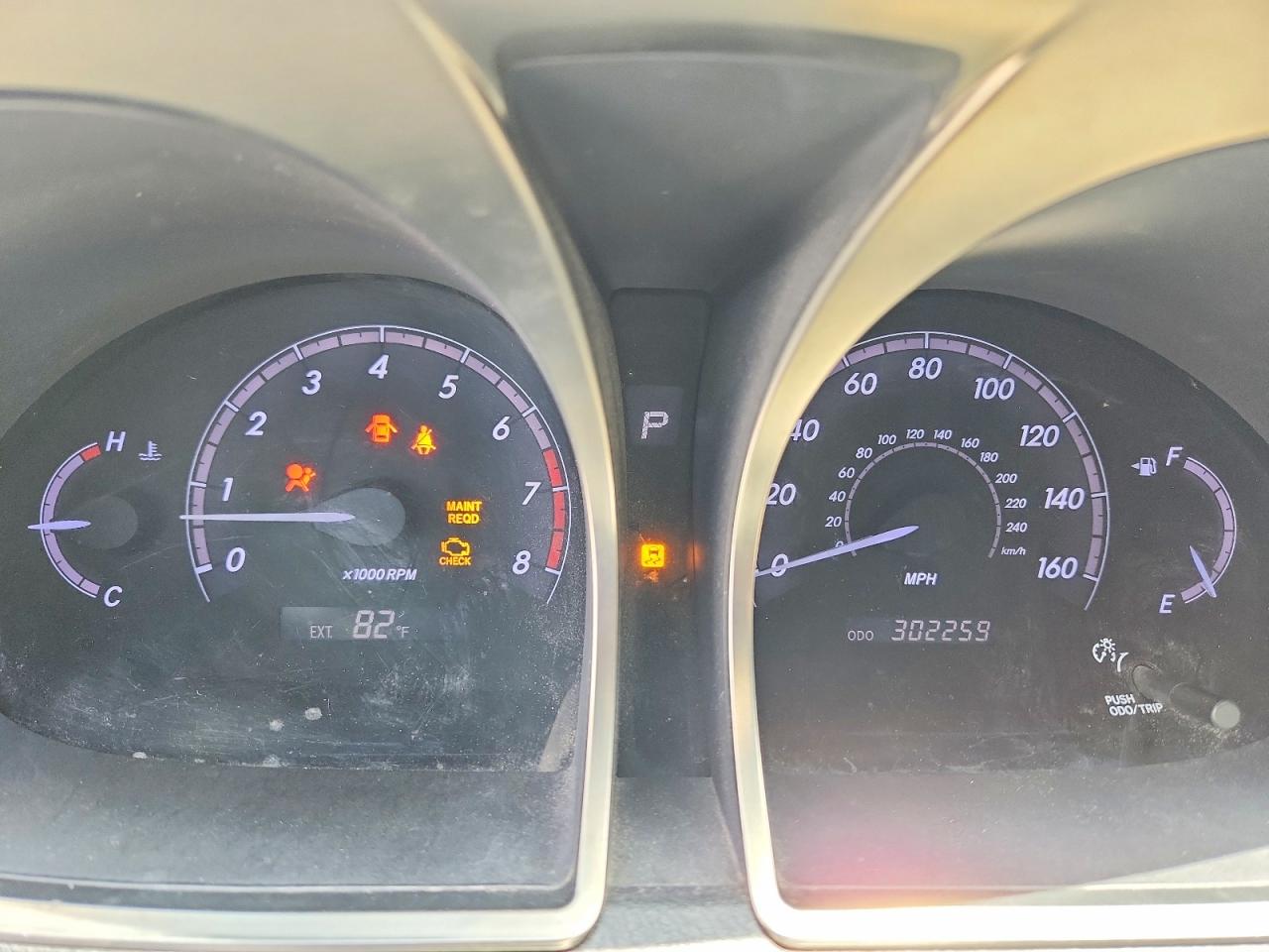 2011 Toyota Avalon Base Silver vin: 4T1BK3DB4BU384579