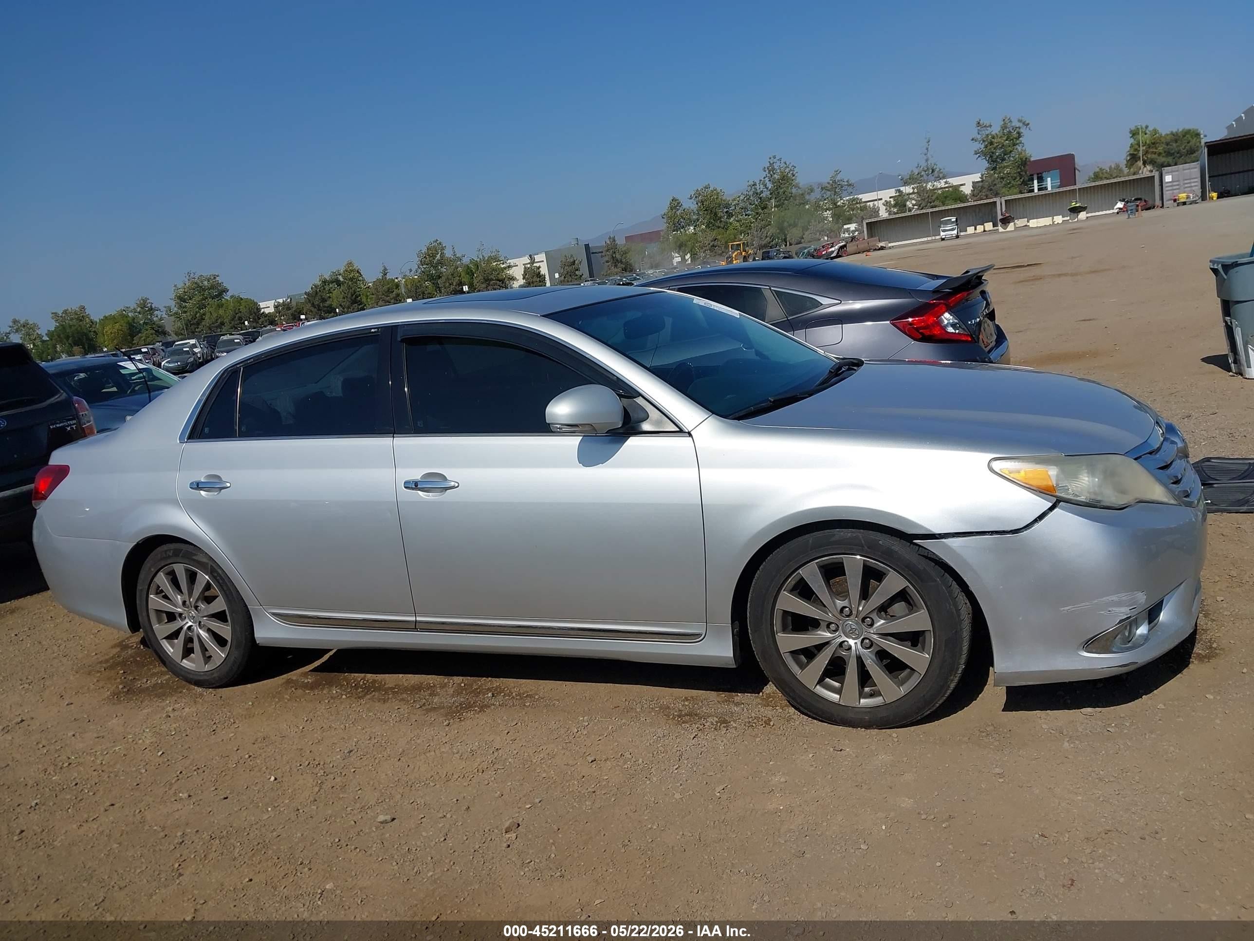 2011 Toyota Avalon Limited Silver vin: 4T1BK3DB4BU426412