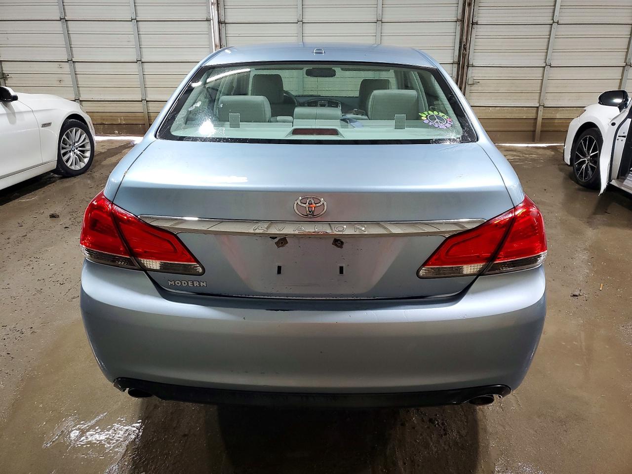 2011 Toyota Avalon Base Blue vin: 4T1BK3DB4BU433375