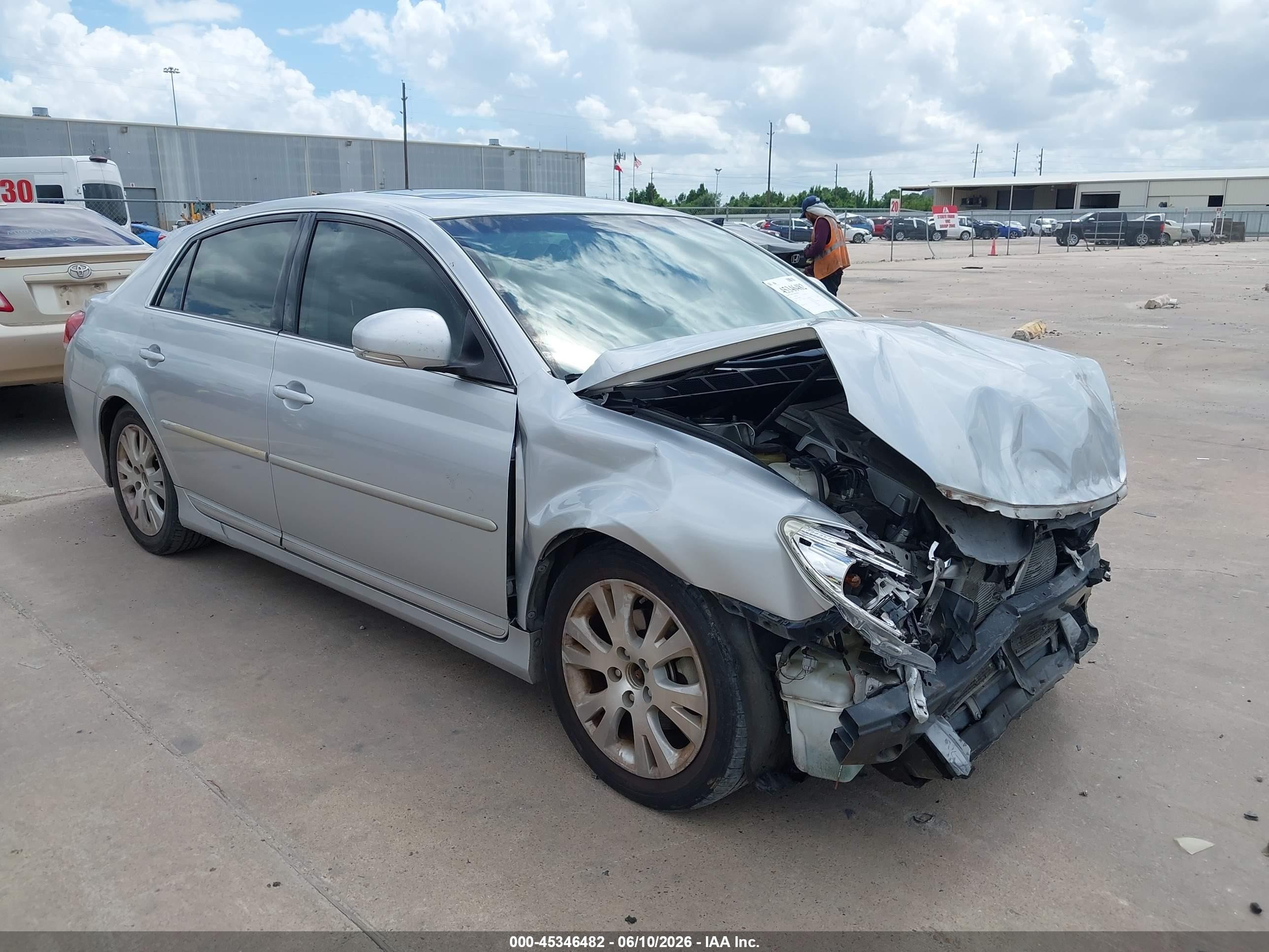 2012 Toyota Avalon   Серебряный vin: 4T1BK3DB4CU444586