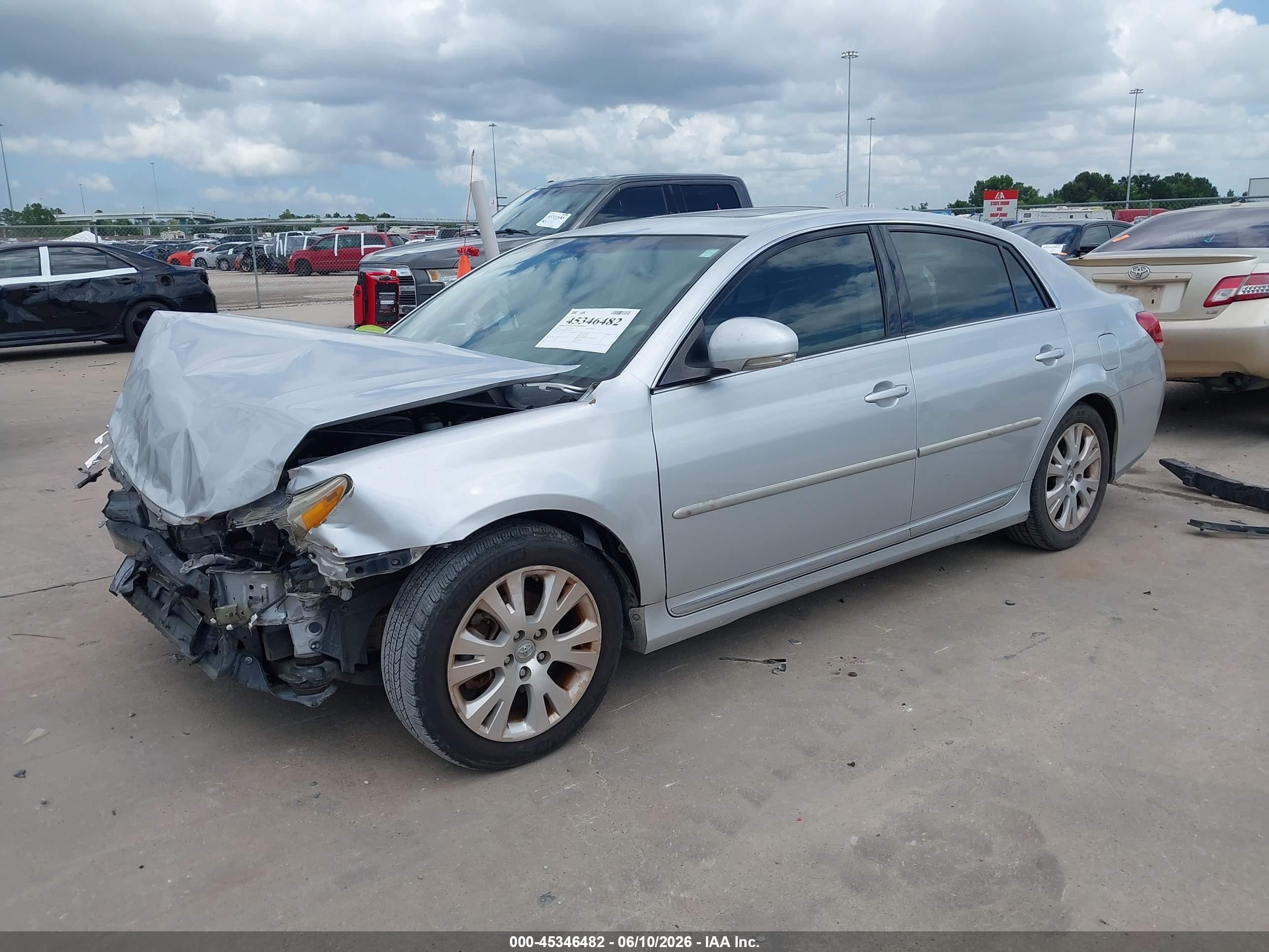 2012 Toyota Avalon   Серебряный vin: 4T1BK3DB4CU444586