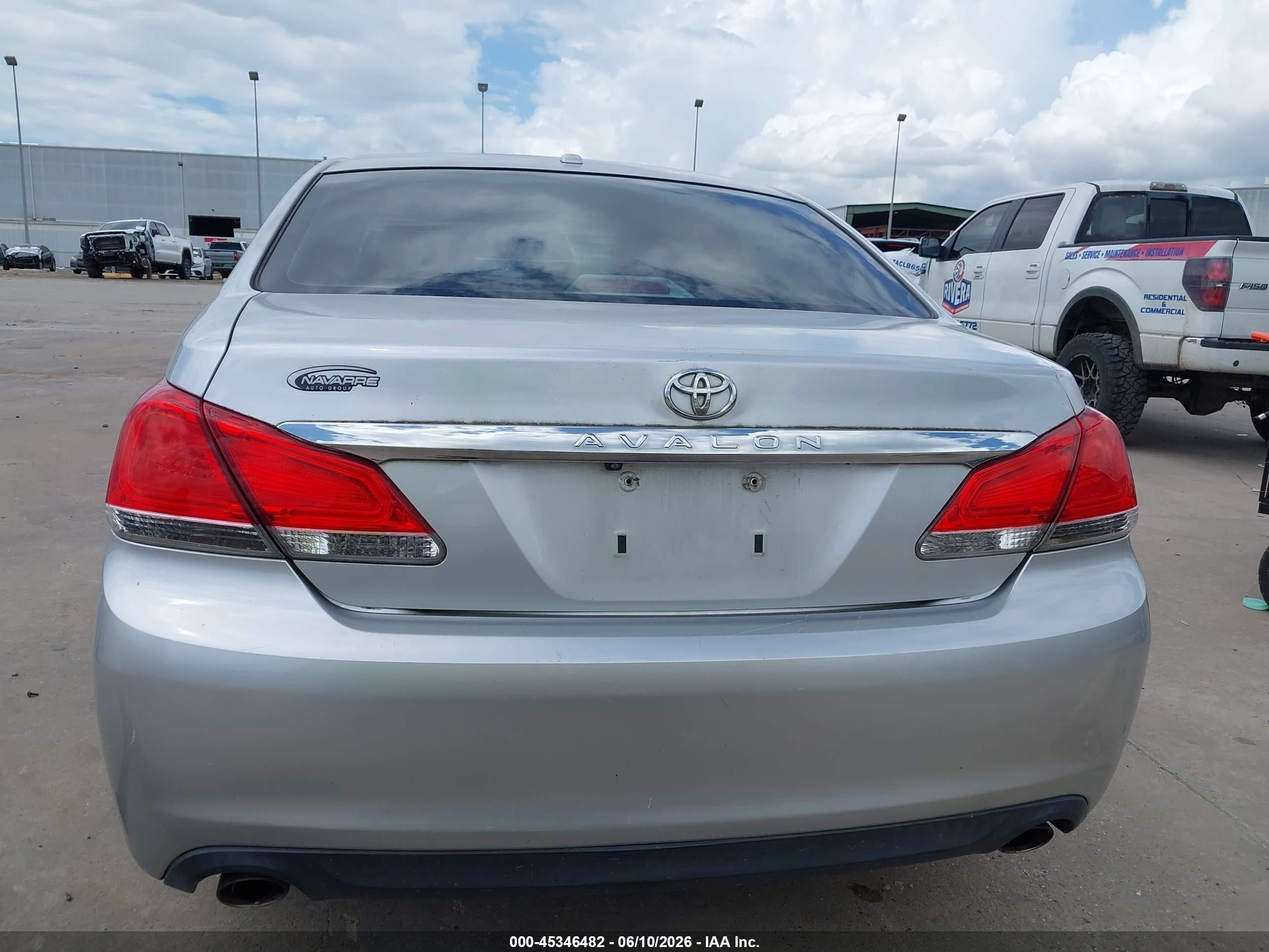 2012 Toyota Avalon   Серебряный vin: 4T1BK3DB4CU444586