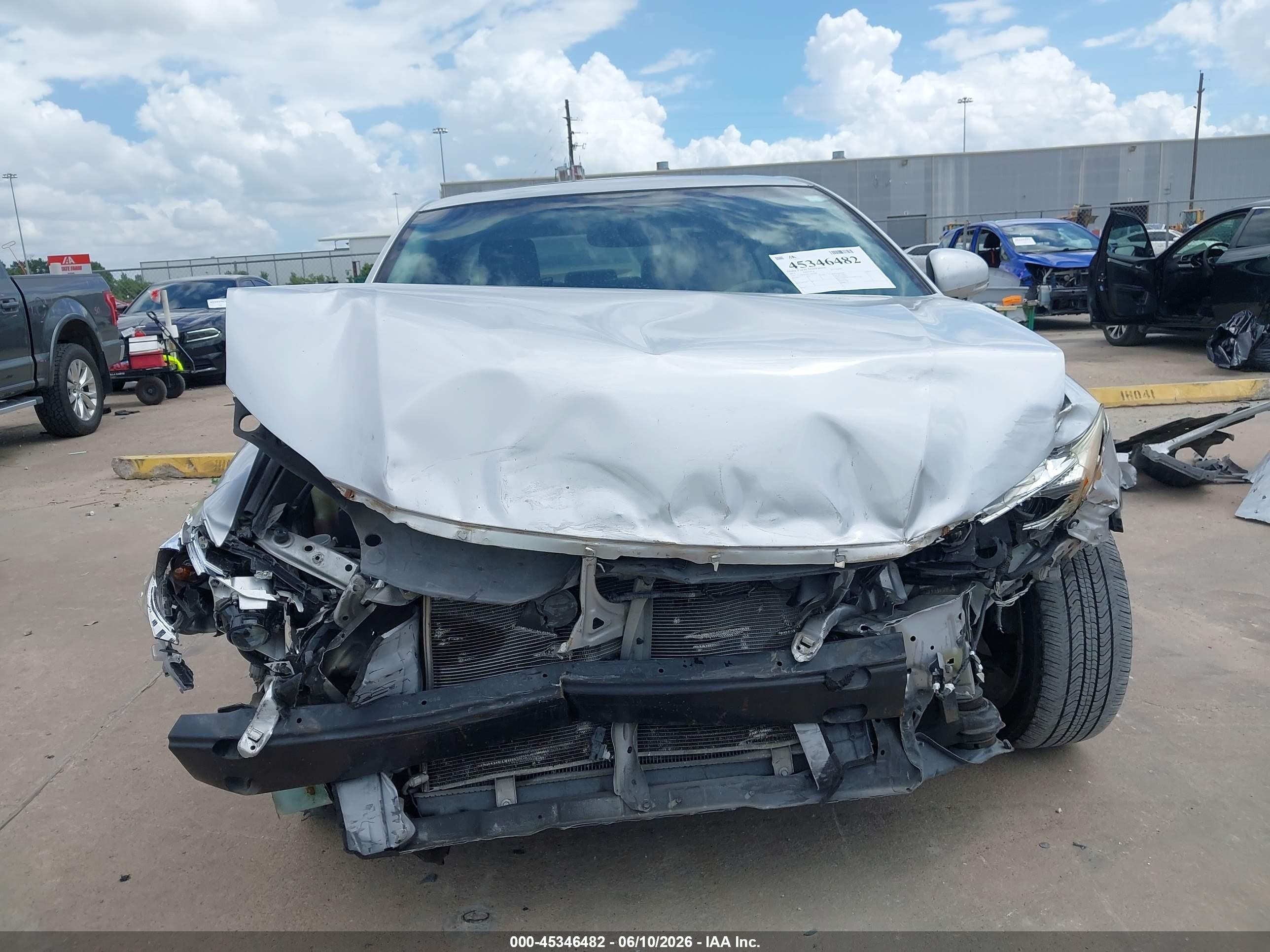 2012 Toyota Avalon   Серебряный vin: 4T1BK3DB4CU444586