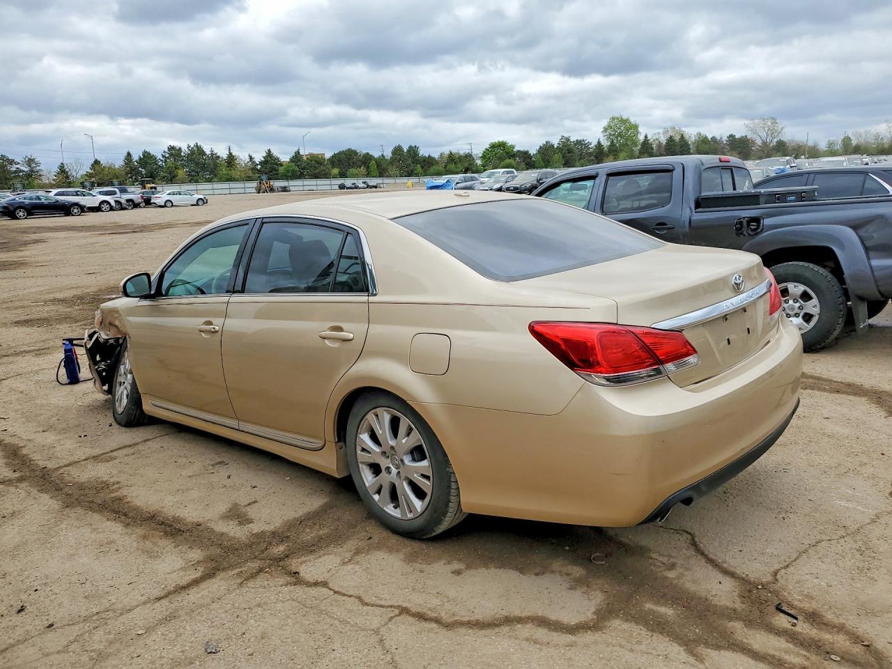 2012 Toyota Avalon Base Tan vin: 4T1BK3DB4CU454079