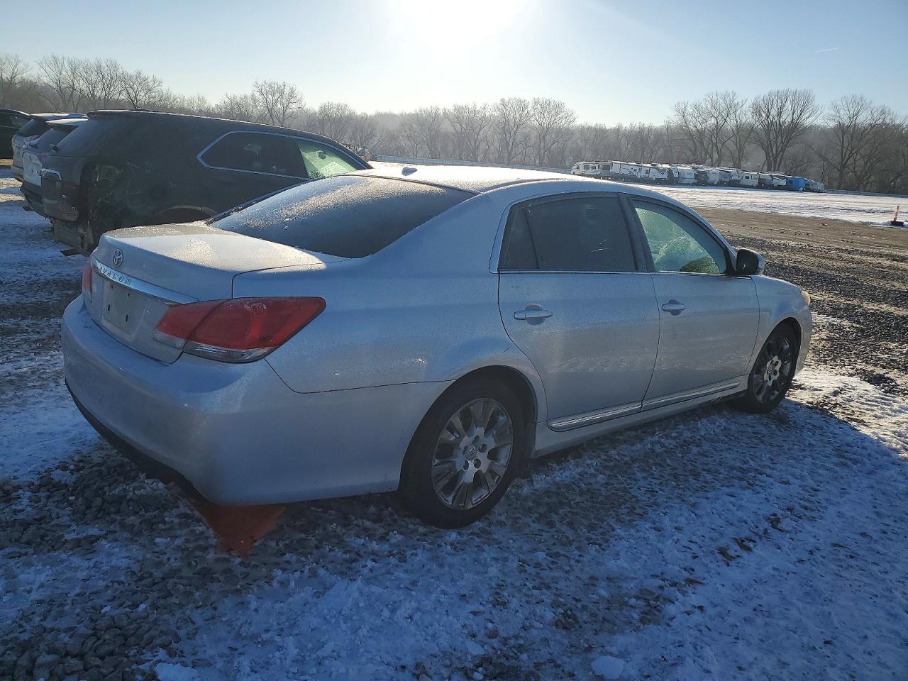 2012 Toyota Avalon Base Silver vin: 4T1BK3DB4CU456270