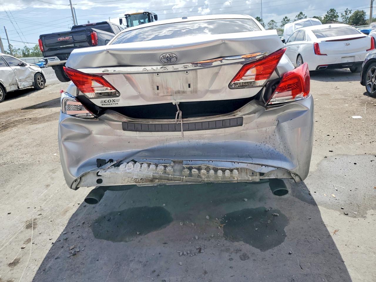 2012 Toyota Avalon Base Silver vin: 4T1BK3DB4CU467544