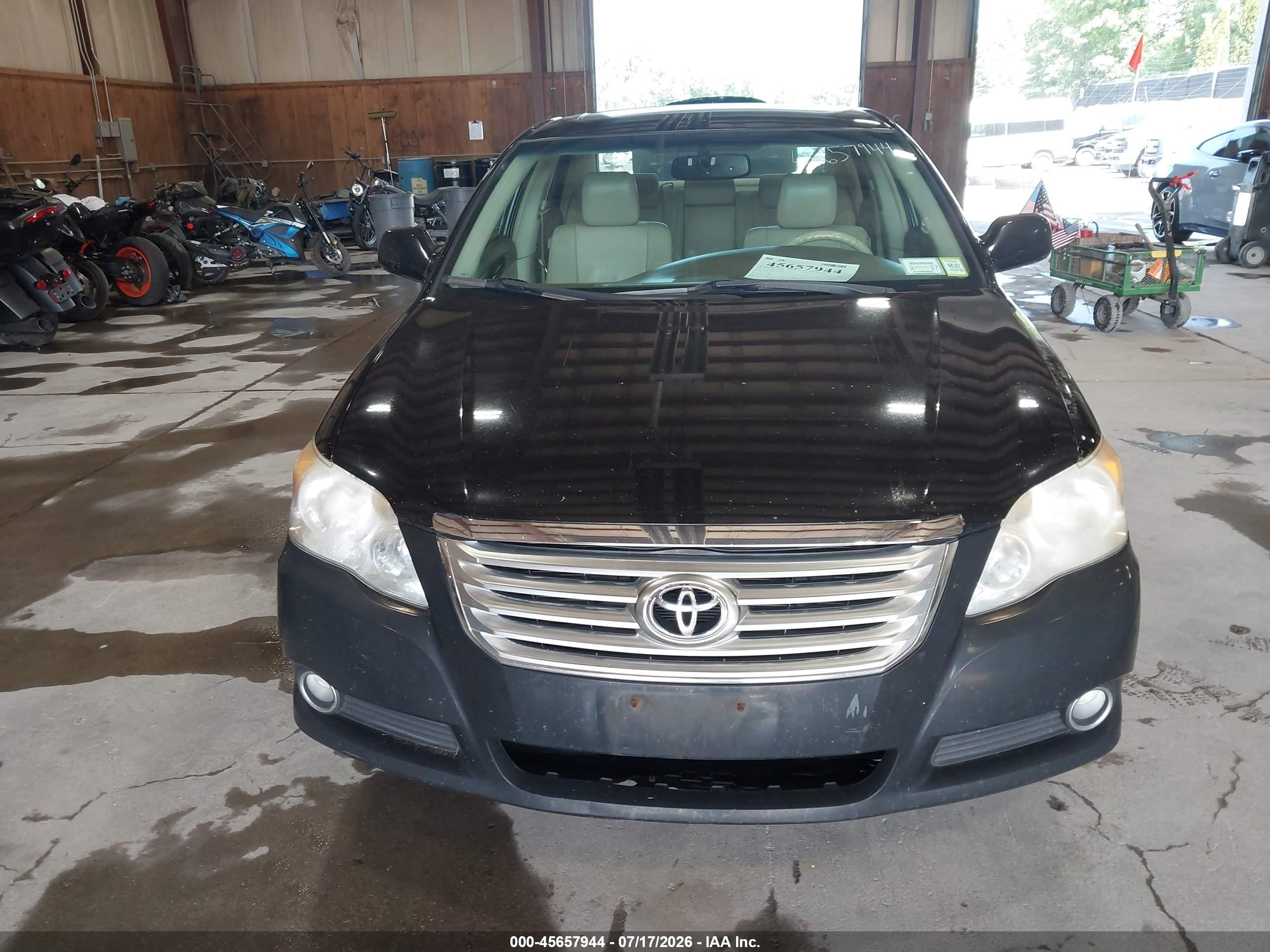 2010 Toyota Avalon Limited/xl/xls Black vin: 4T1BK3DB5AU362993