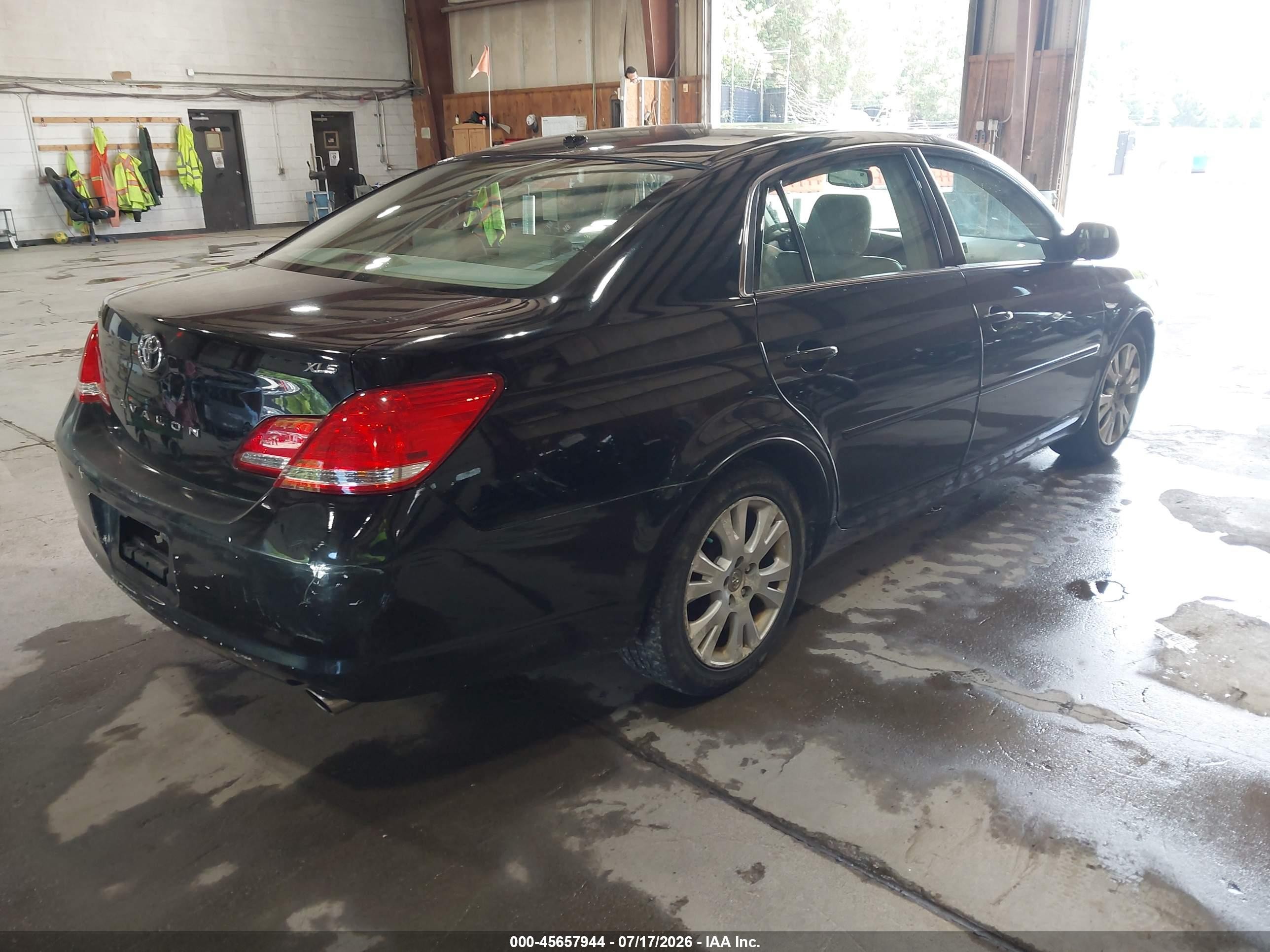 2010 Toyota Avalon Limited/xl/xls Black vin: 4T1BK3DB5AU362993