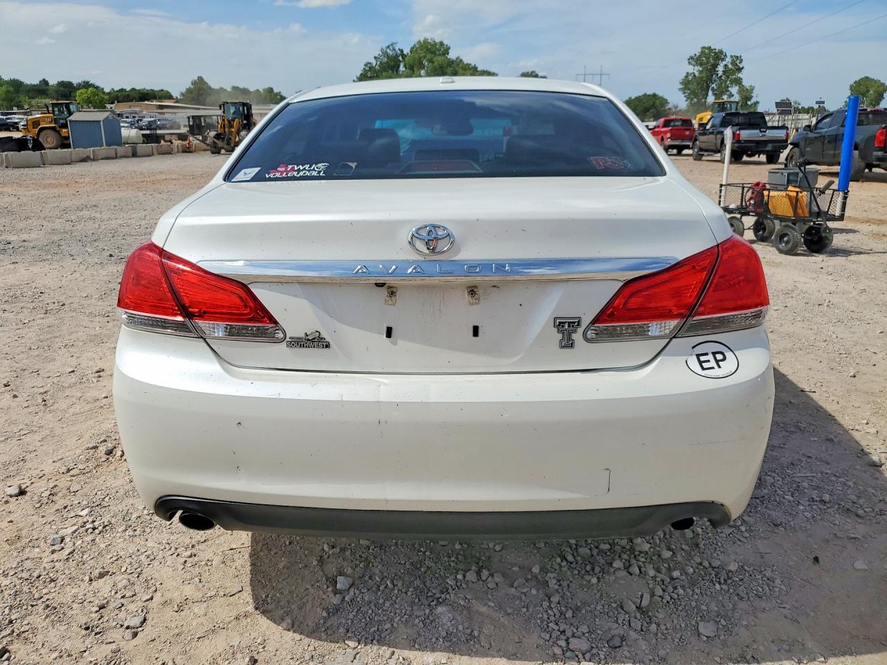 2011 Toyota Avalon Limited White vin: 4T1BK3DB5BU376071