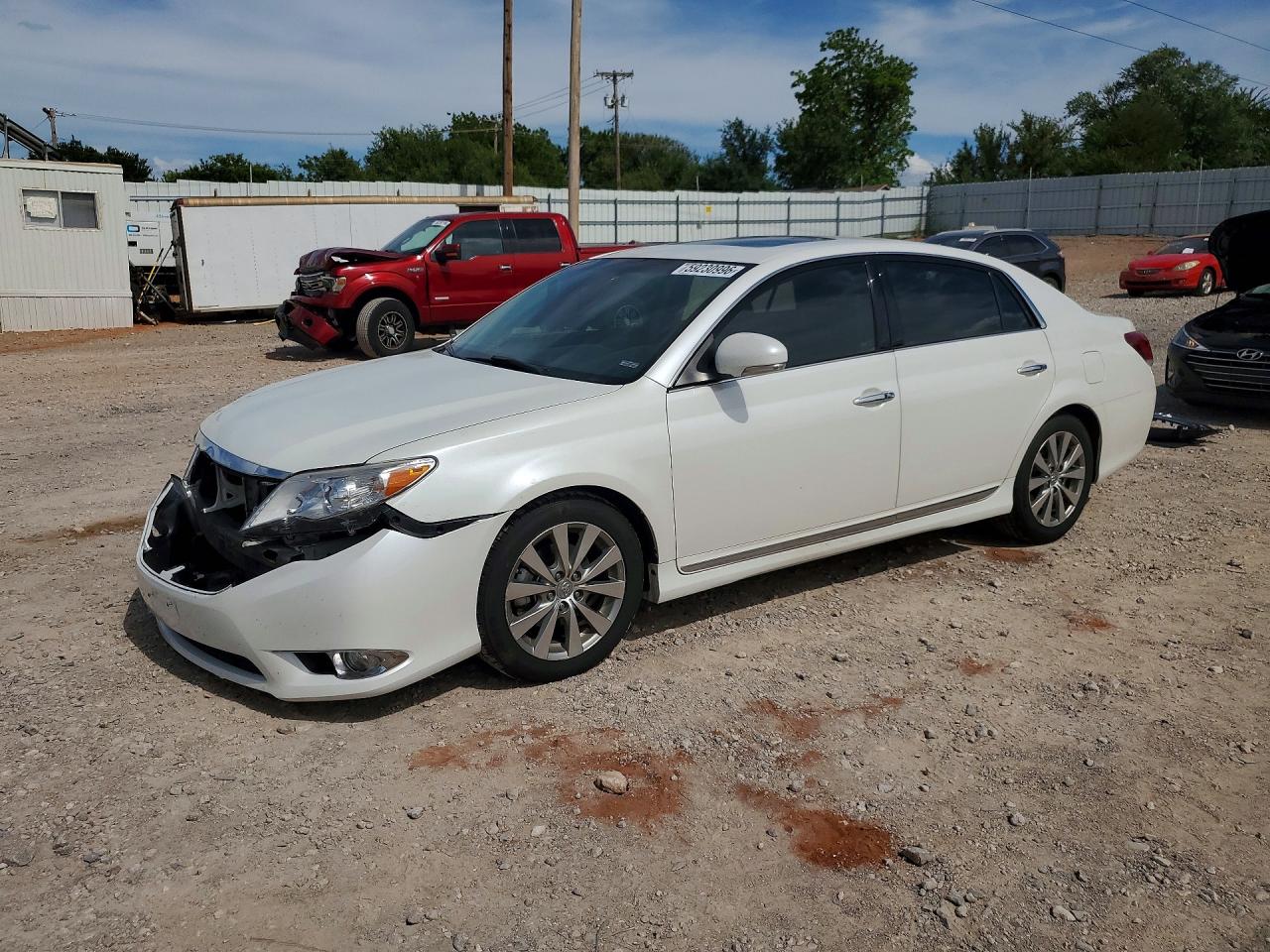 2011 Toyota Avalon Limited White vin: 4T1BK3DB5BU376071