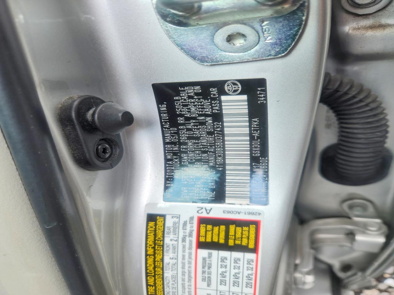 2011 Toyota Avalon Limited Серебряный vin: 4T1BK3DB5BU377432
