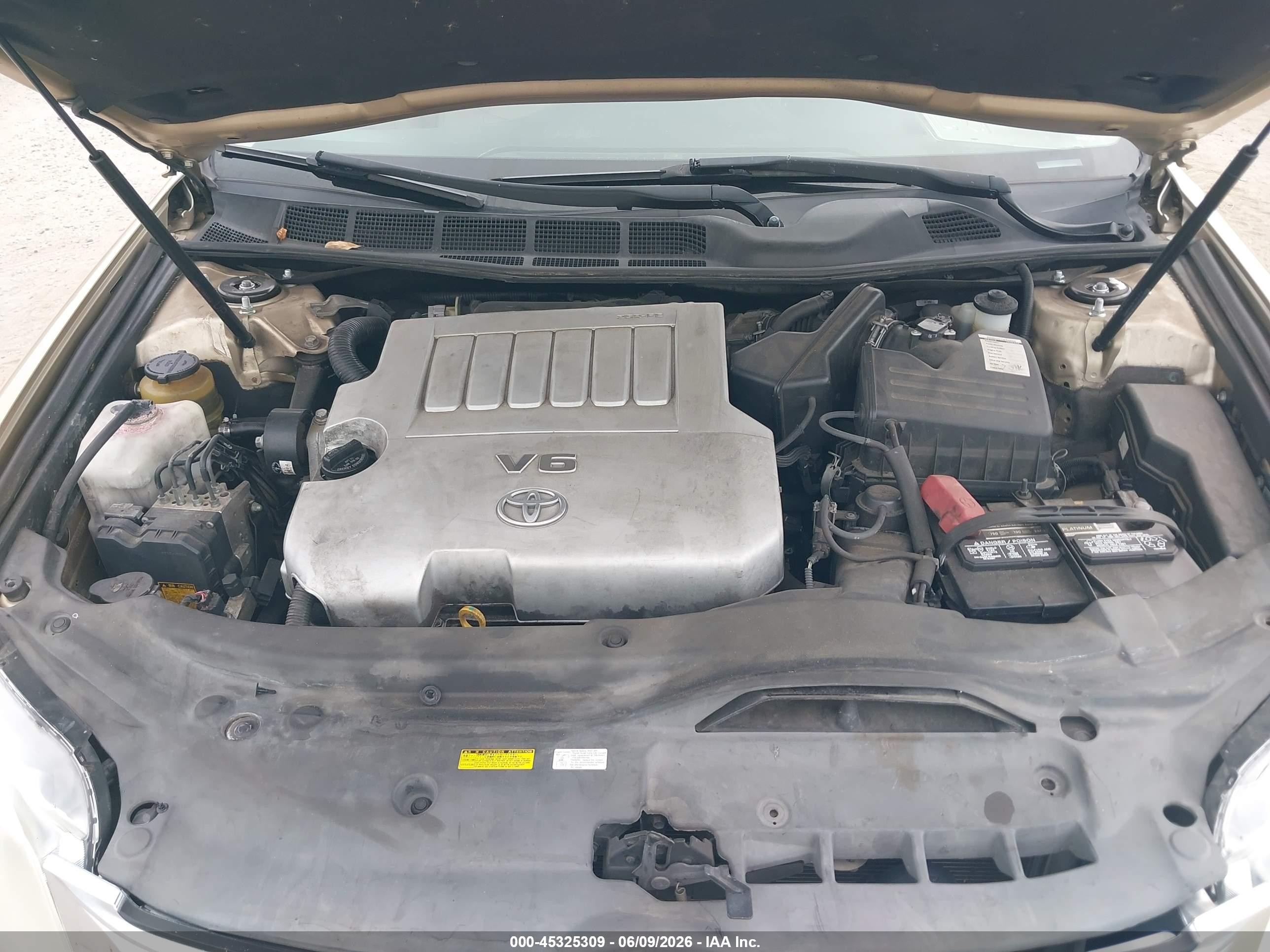 2011 Toyota Avalon   Золотой vin: 4T1BK3DB5BU394182