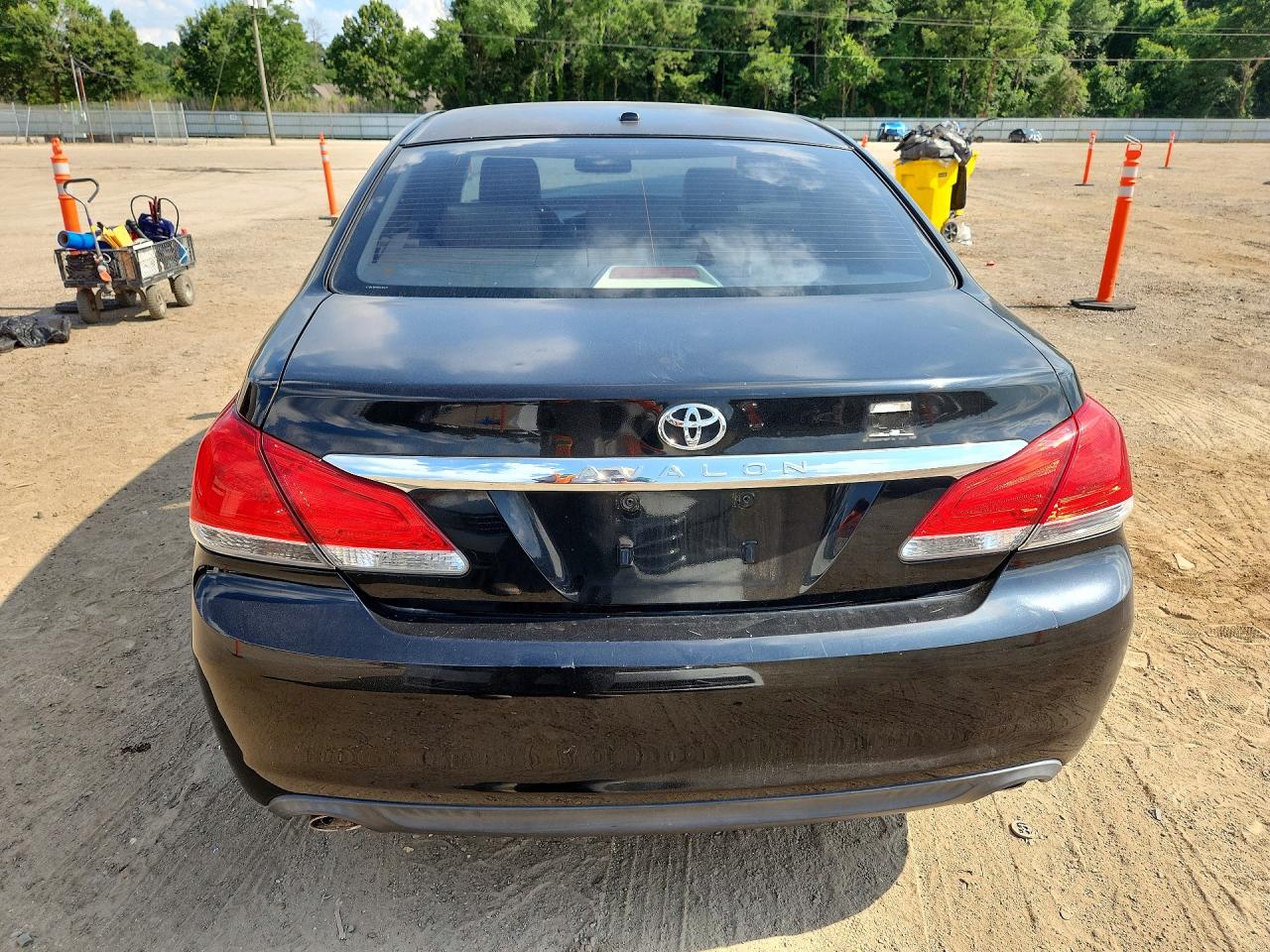 2011 Toyota Avalon Base Black vin: 4T1BK3DB5BU400479