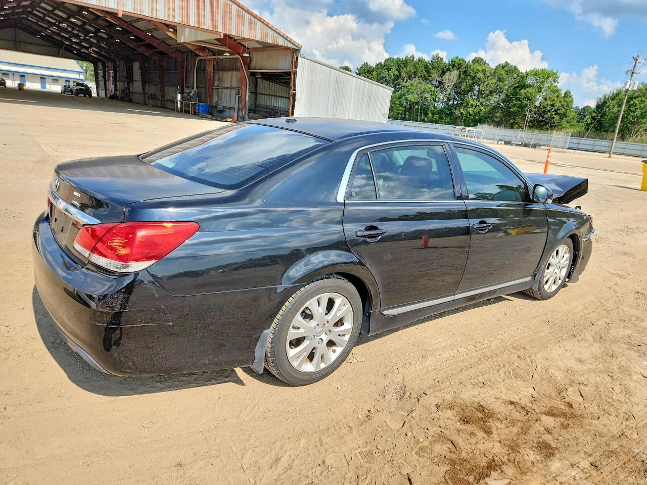 2011 Toyota Avalon Base Black vin: 4T1BK3DB5BU400479