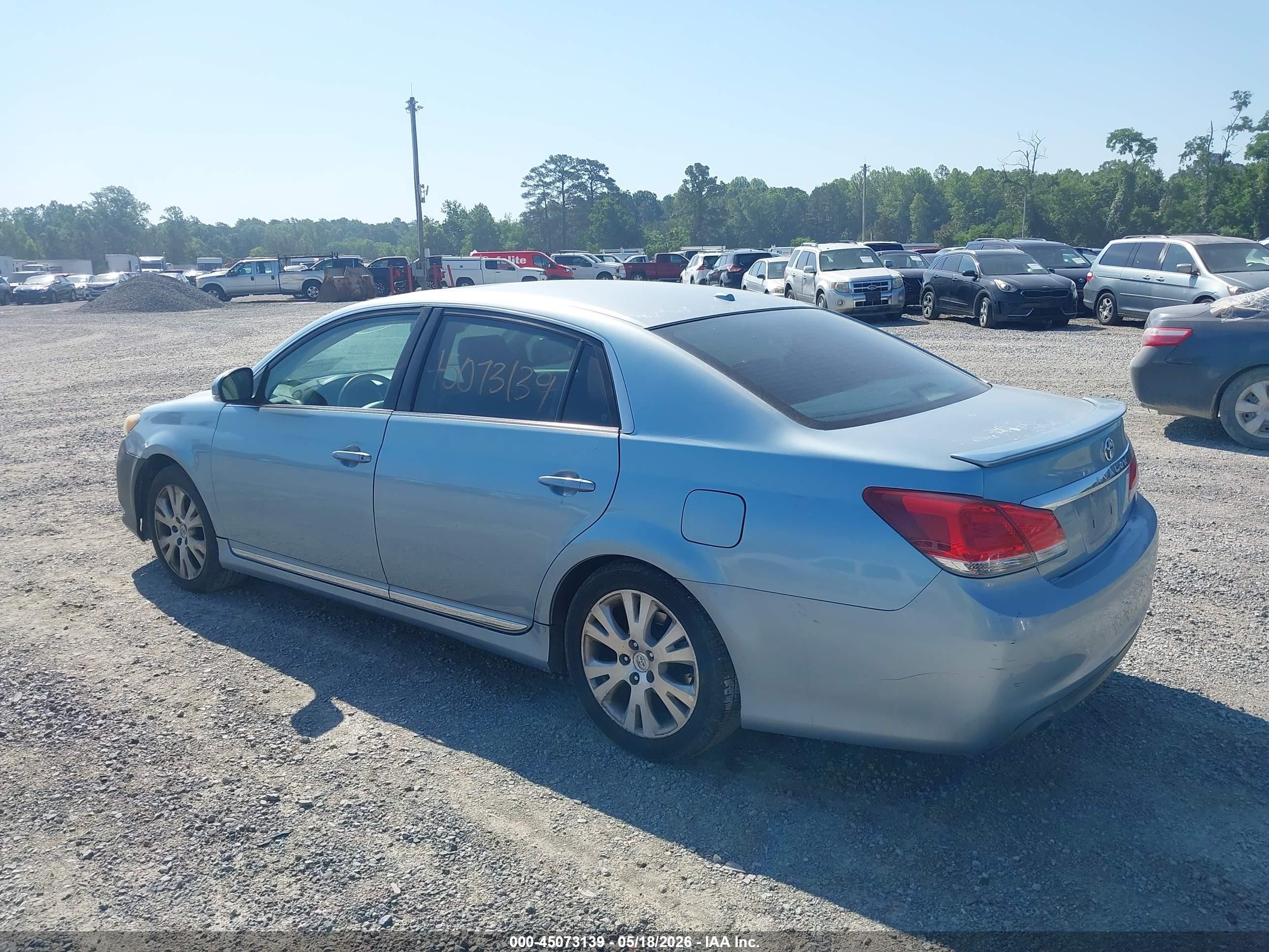 2011 Toyota Avalon   Blue vin: 4T1BK3DB5BU406931