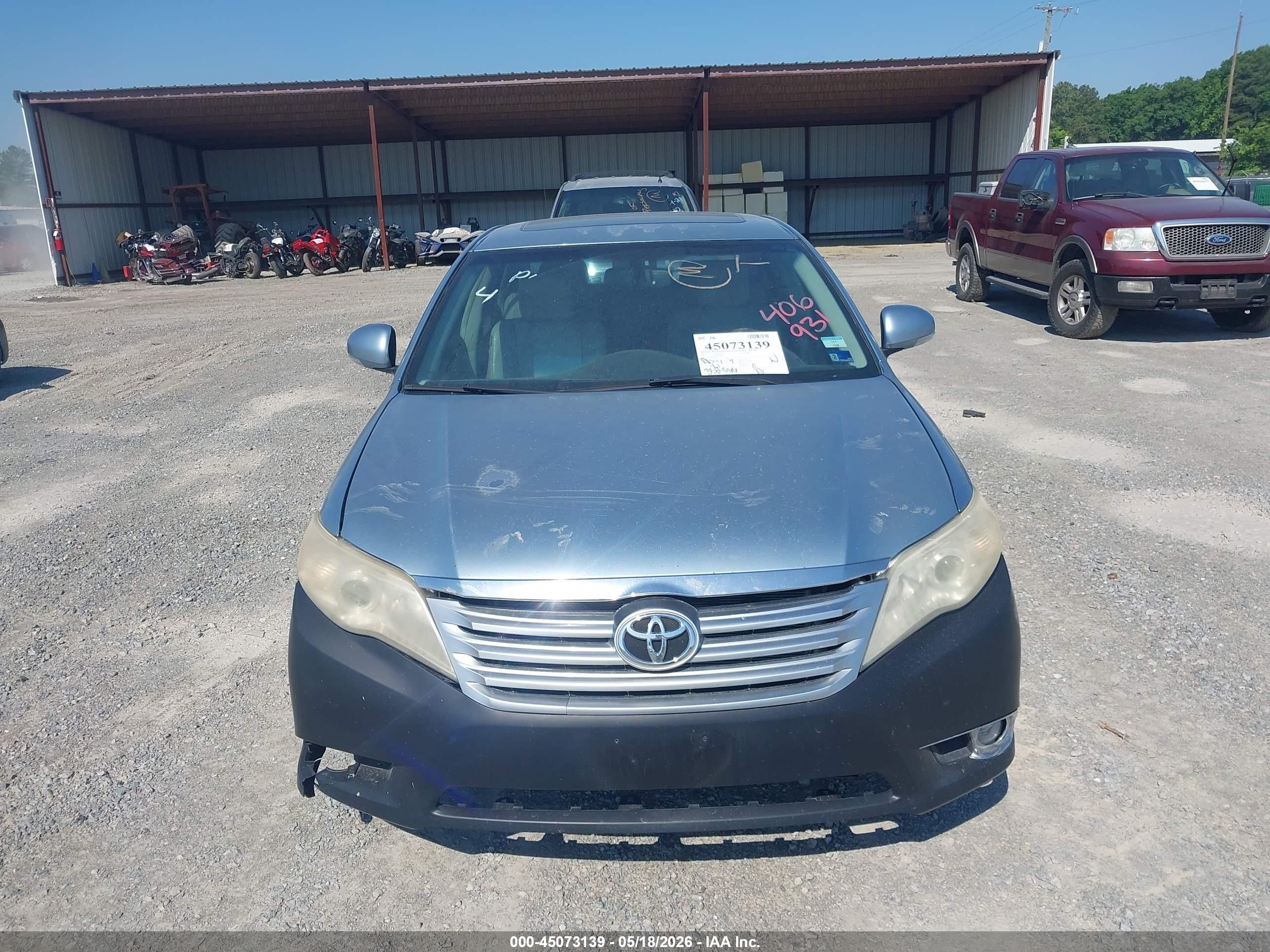 2011 Toyota Avalon   Blue vin: 4T1BK3DB5BU406931