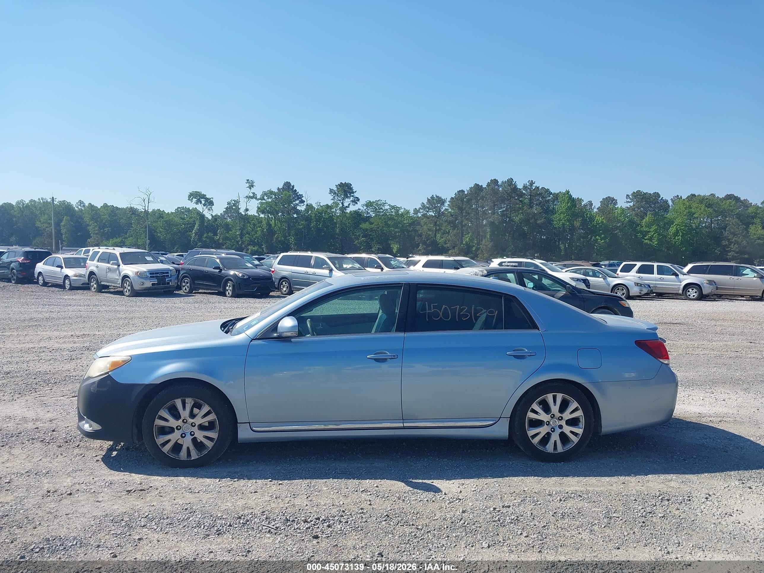 2011 Toyota Avalon   Blue vin: 4T1BK3DB5BU406931