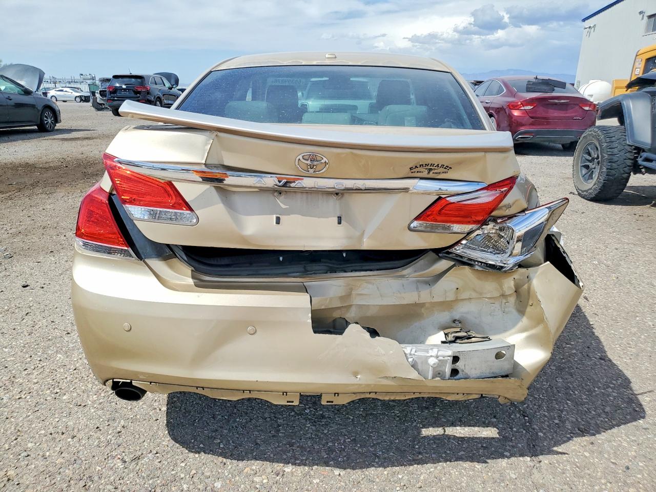 2011 Toyota Avalon Limited Gold vin: 4T1BK3DB5BU411014