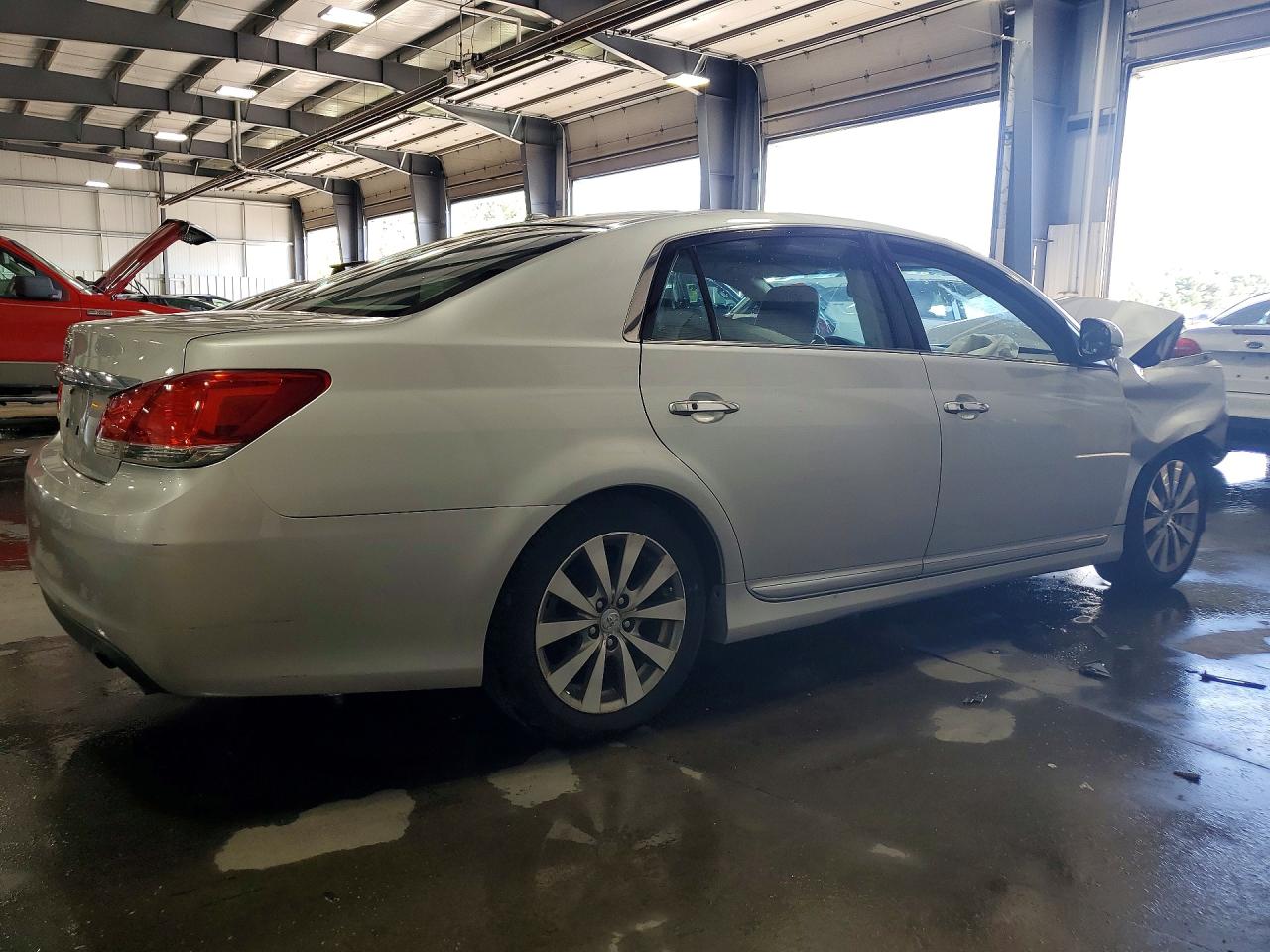 2011 Toyota Avalon Limited Silver vin: 4T1BK3DB5BU420408