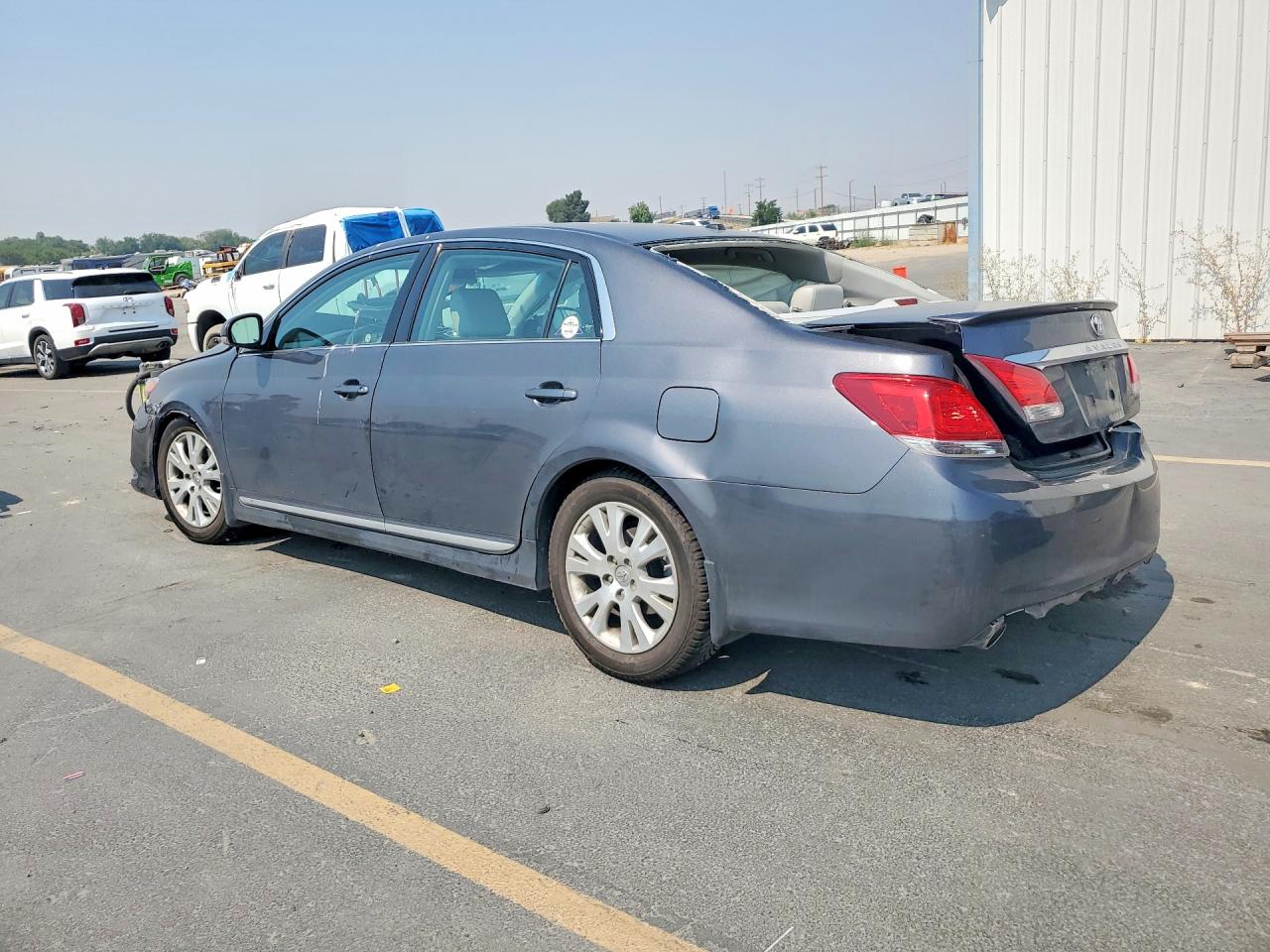 2011 Toyota Avalon Base Gray vin: 4T1BK3DB5BU422613