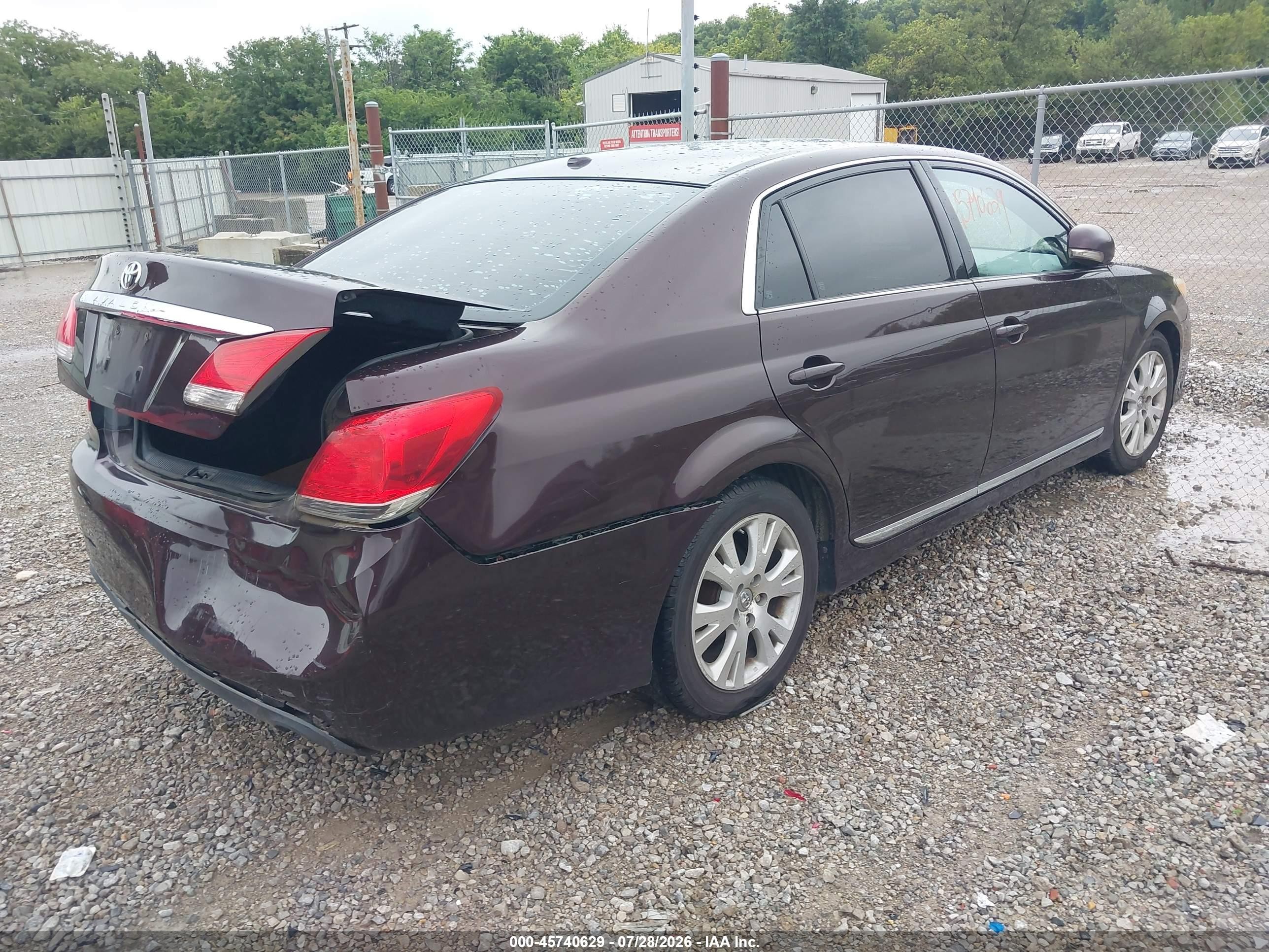 2011 Toyota Avalon   Maroon vin: 4T1BK3DB5BU430565