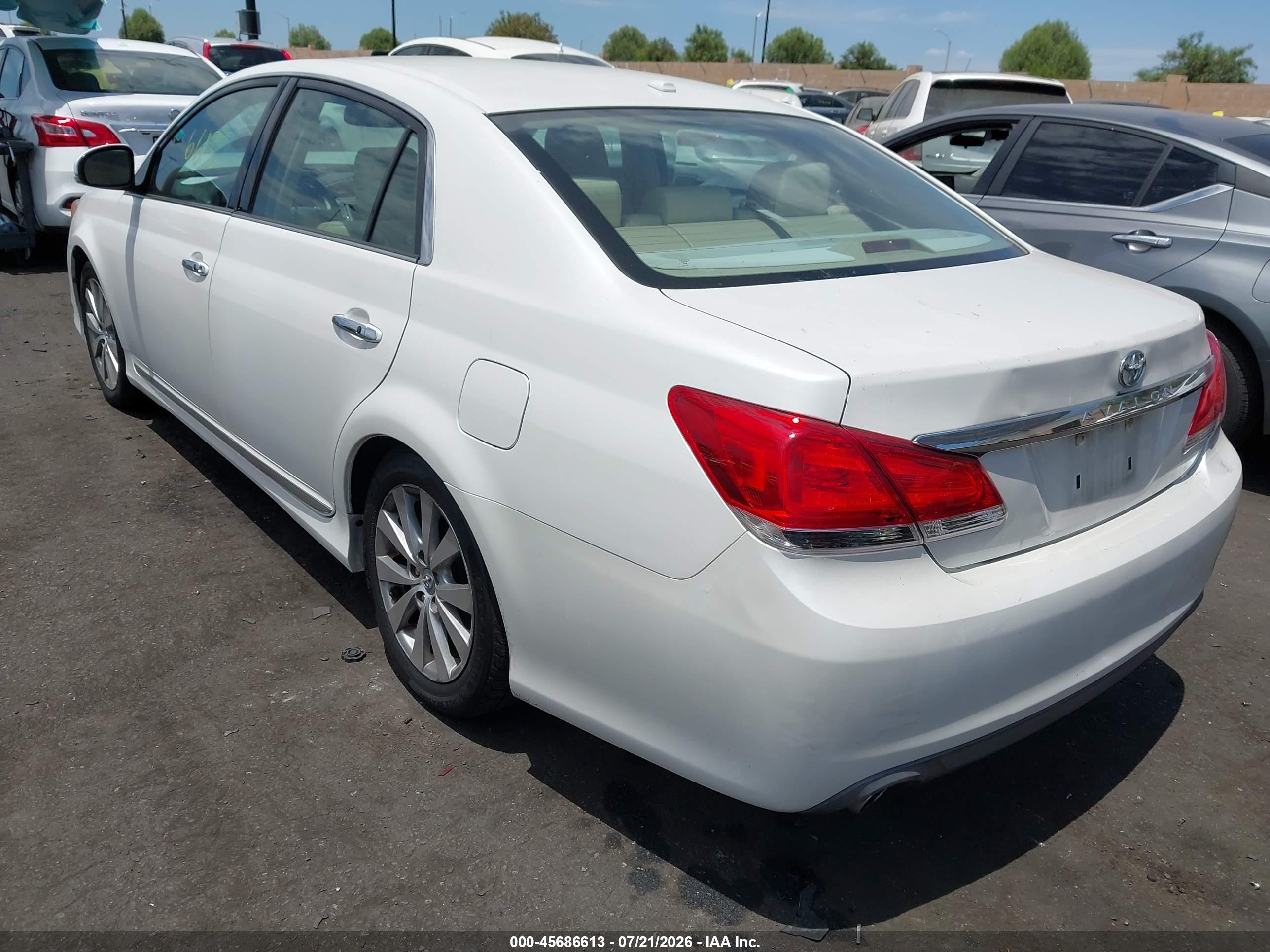 2011 Toyota Avalon Limited White vin: 4T1BK3DB5BU433398