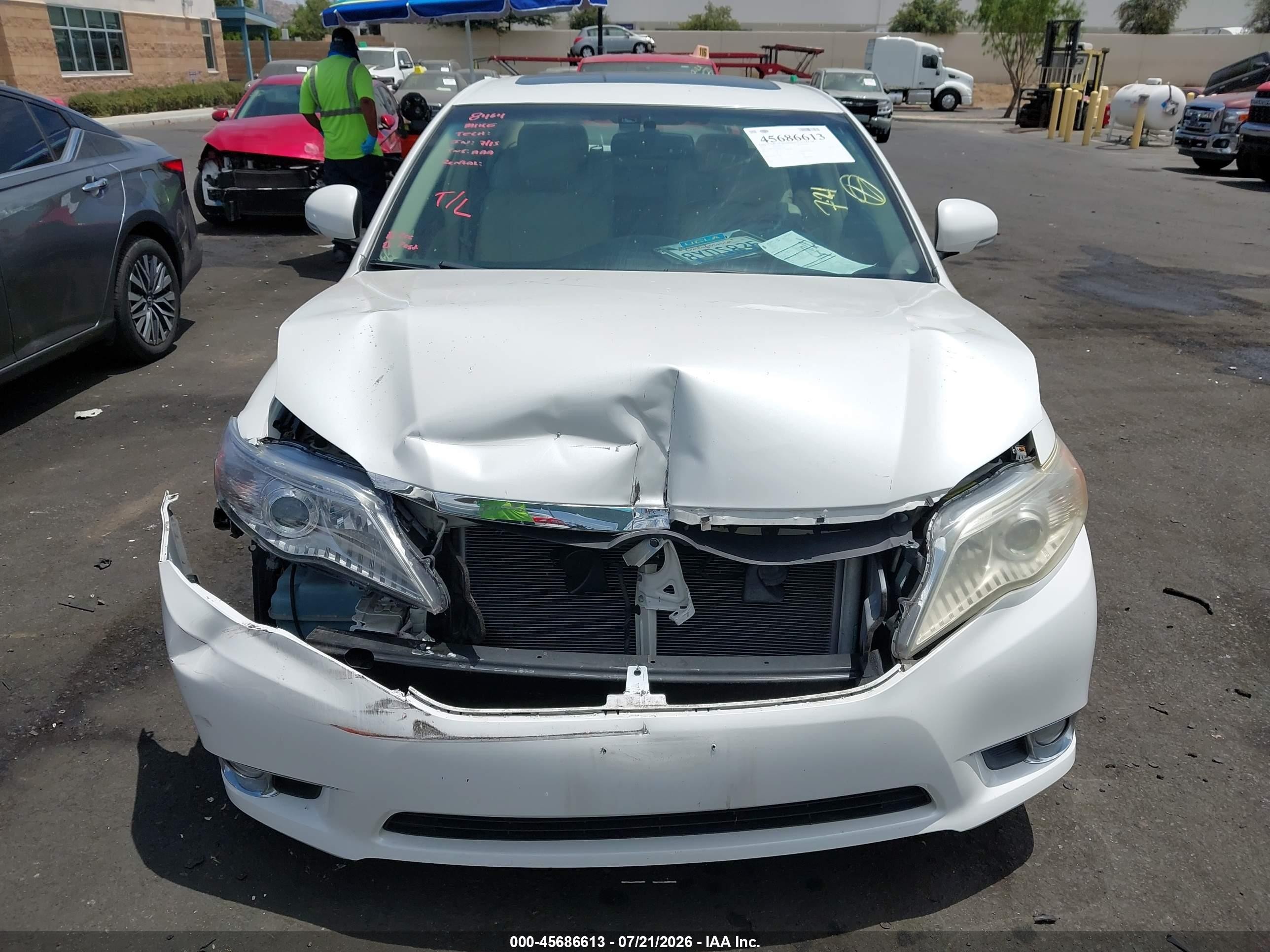 2011 Toyota Avalon Limited White vin: 4T1BK3DB5BU433398