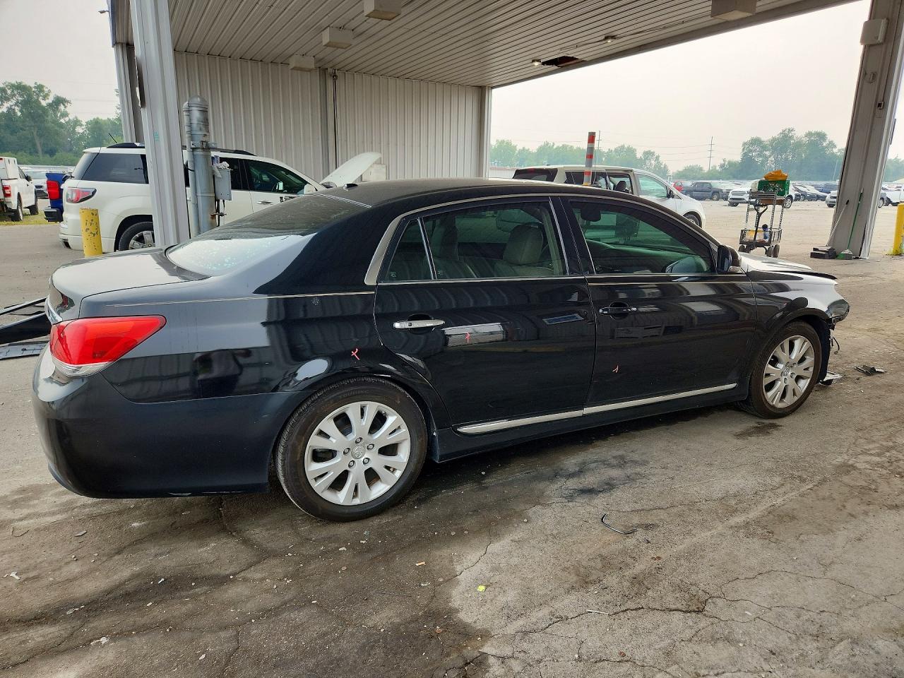 2011 Toyota Avalon Base Black vin: 4T1BK3DB5BU439542