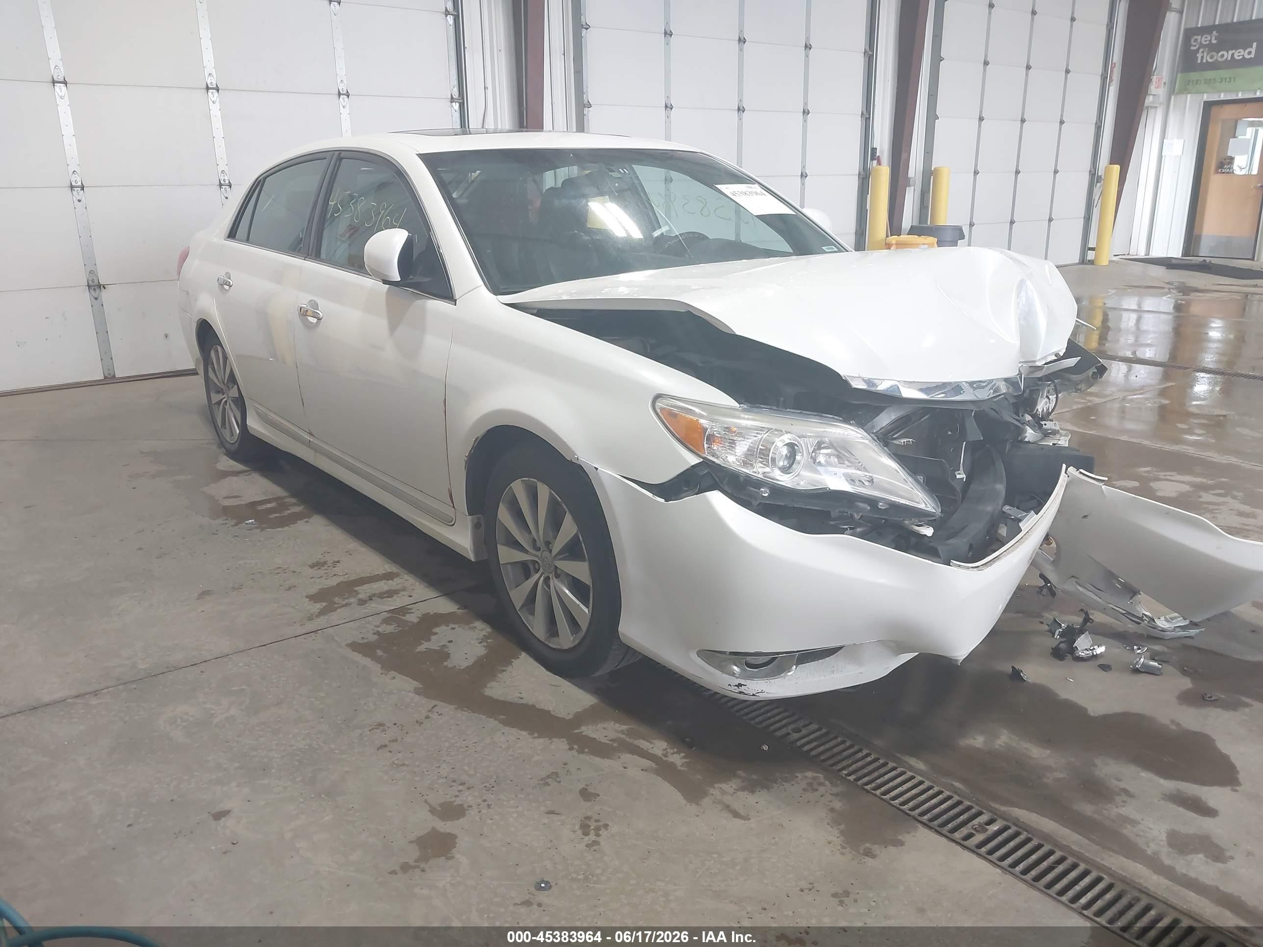 2011 Toyota Avalon Limited White vin: 4T1BK3DB5BU440173