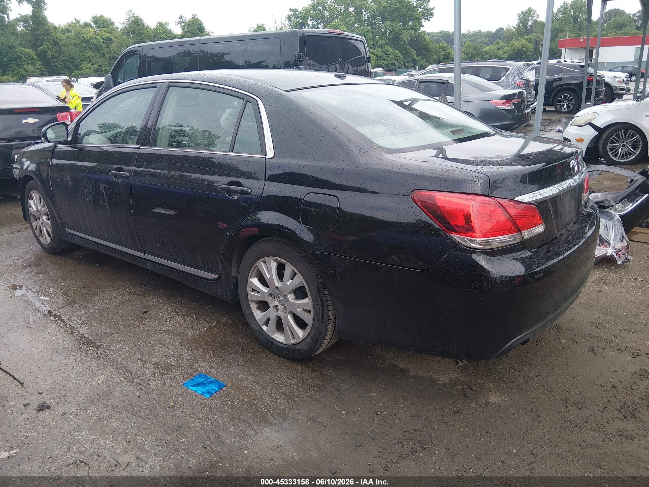 2012 Toyota Avalon   Black vin: 4T1BK3DB5CU449036