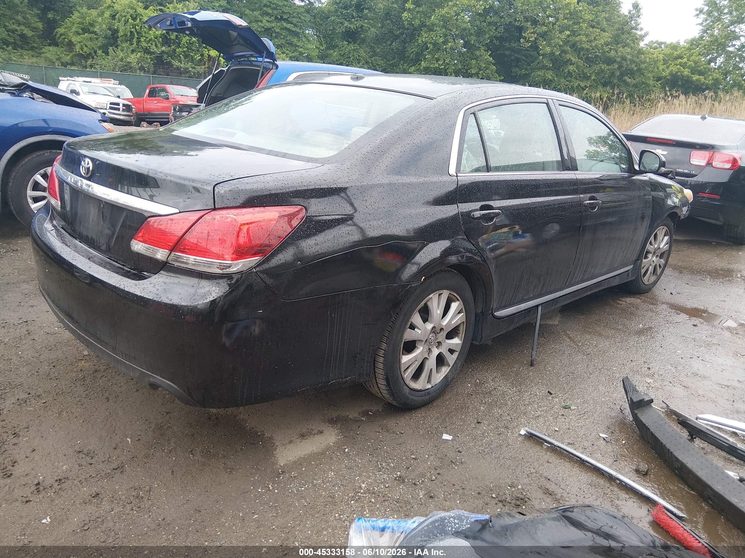 2012 Toyota Avalon   Black vin: 4T1BK3DB5CU449036