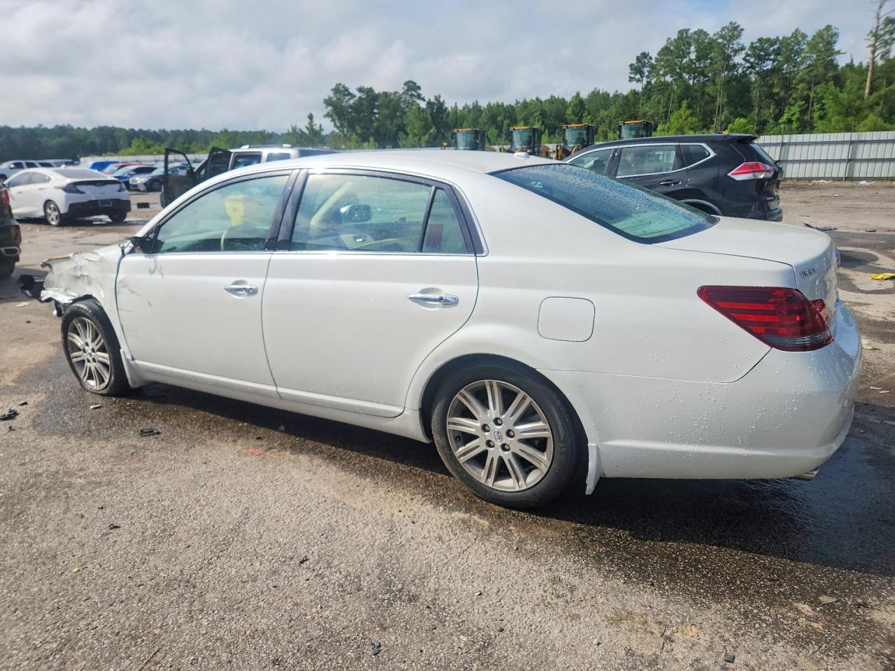 2010 Toyota Avalon Limited Белый vin: 4T1BK3DB6AU352490