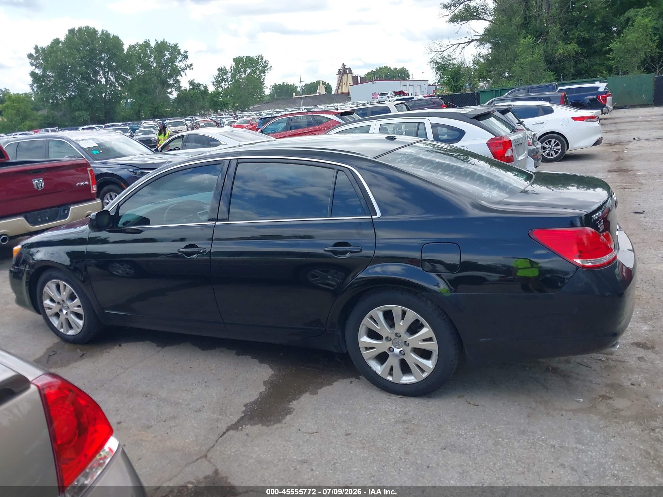 2010 Toyota Avalon Xls Black vin: 4T1BK3DB6AU369337
