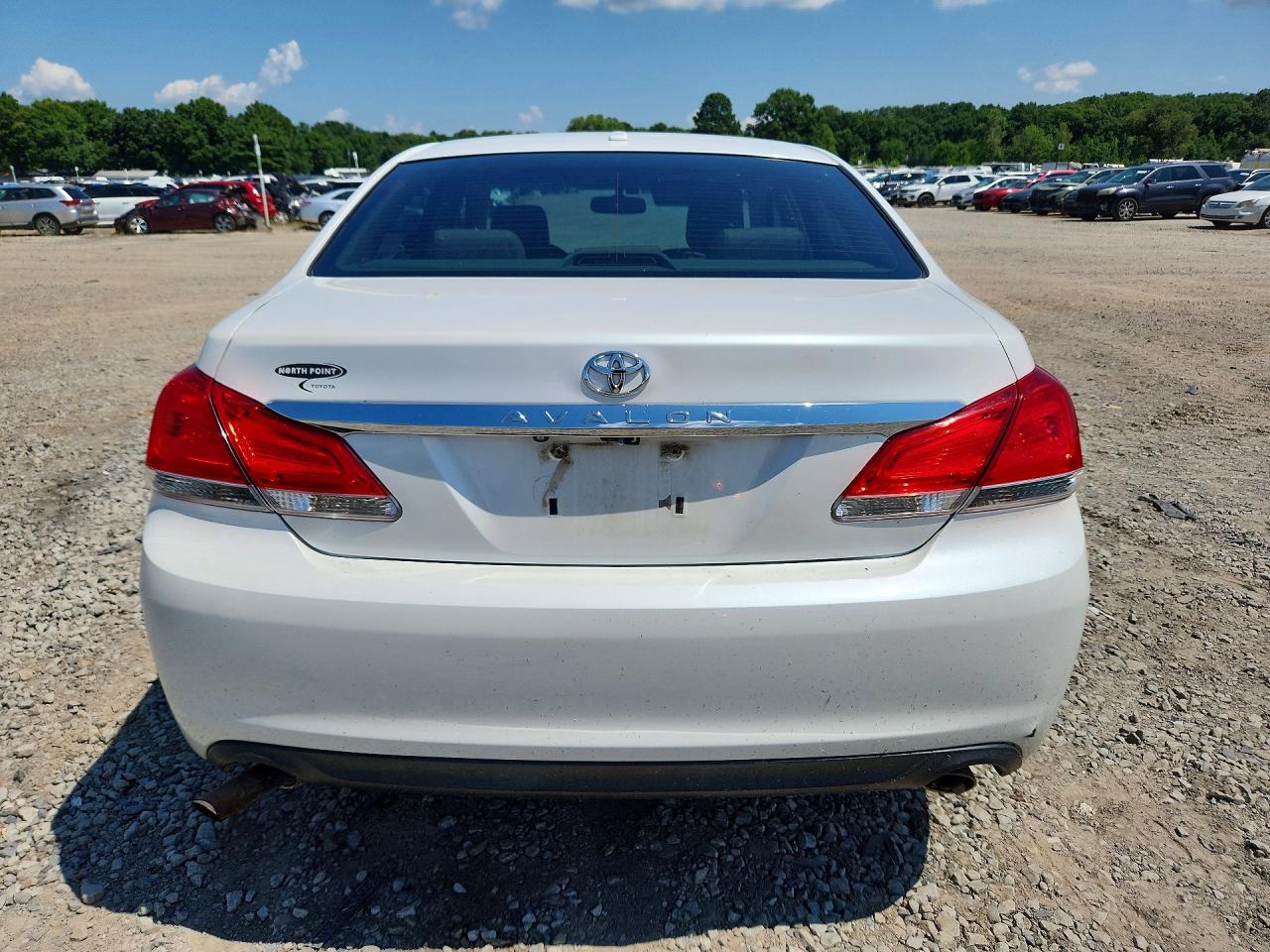 2011 Toyota Avalon Limited White vin: 4T1BK3DB6BU371039