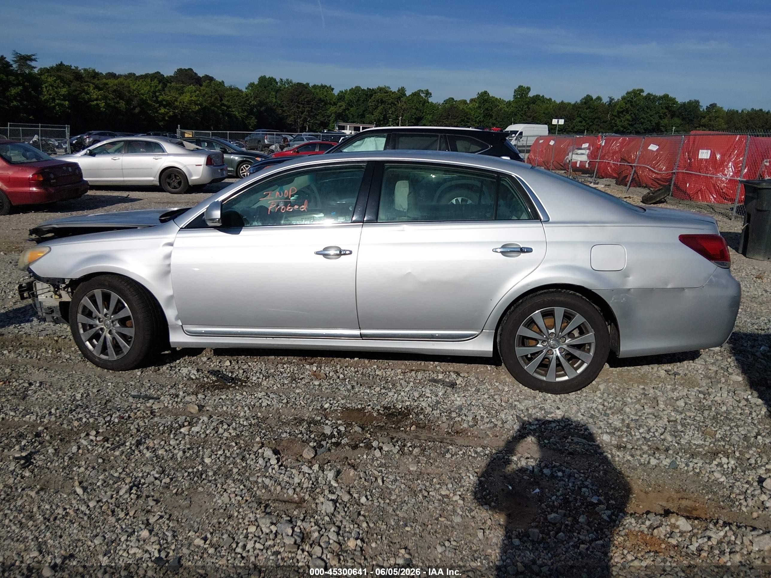2011 Toyota Avalon Limited Серебряный vin: 4T1BK3DB6BU379450