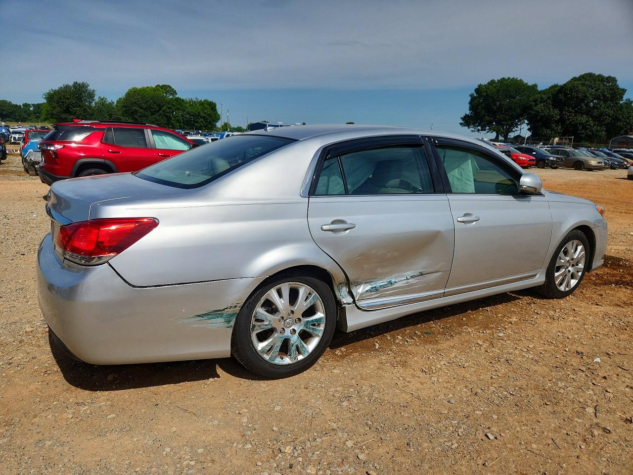 2011 Toyota Avalon Base Silver vin: 4T1BK3DB6BU381246