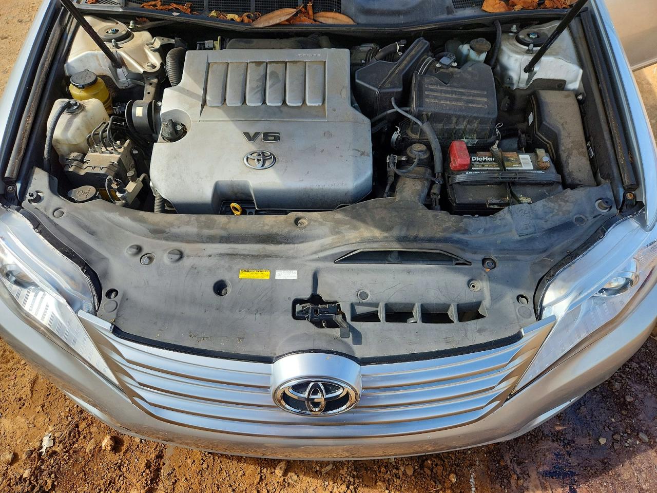2011 Toyota Avalon Base Silver vin: 4T1BK3DB6BU381246