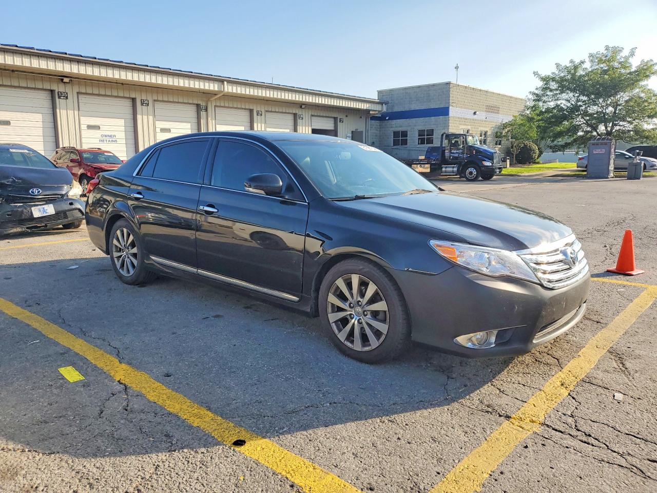 2011 Toyota Avalon Limited Black vin: 4T1BK3DB6BU402841