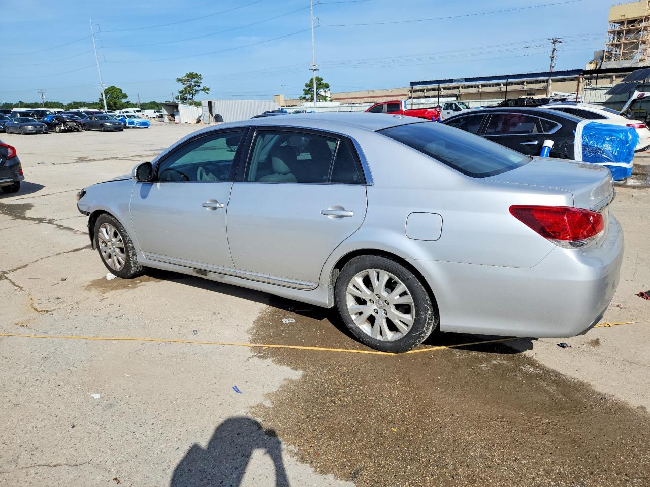 2011 Toyota Avalon Base Silver vin: 4T1BK3DB6BU426699