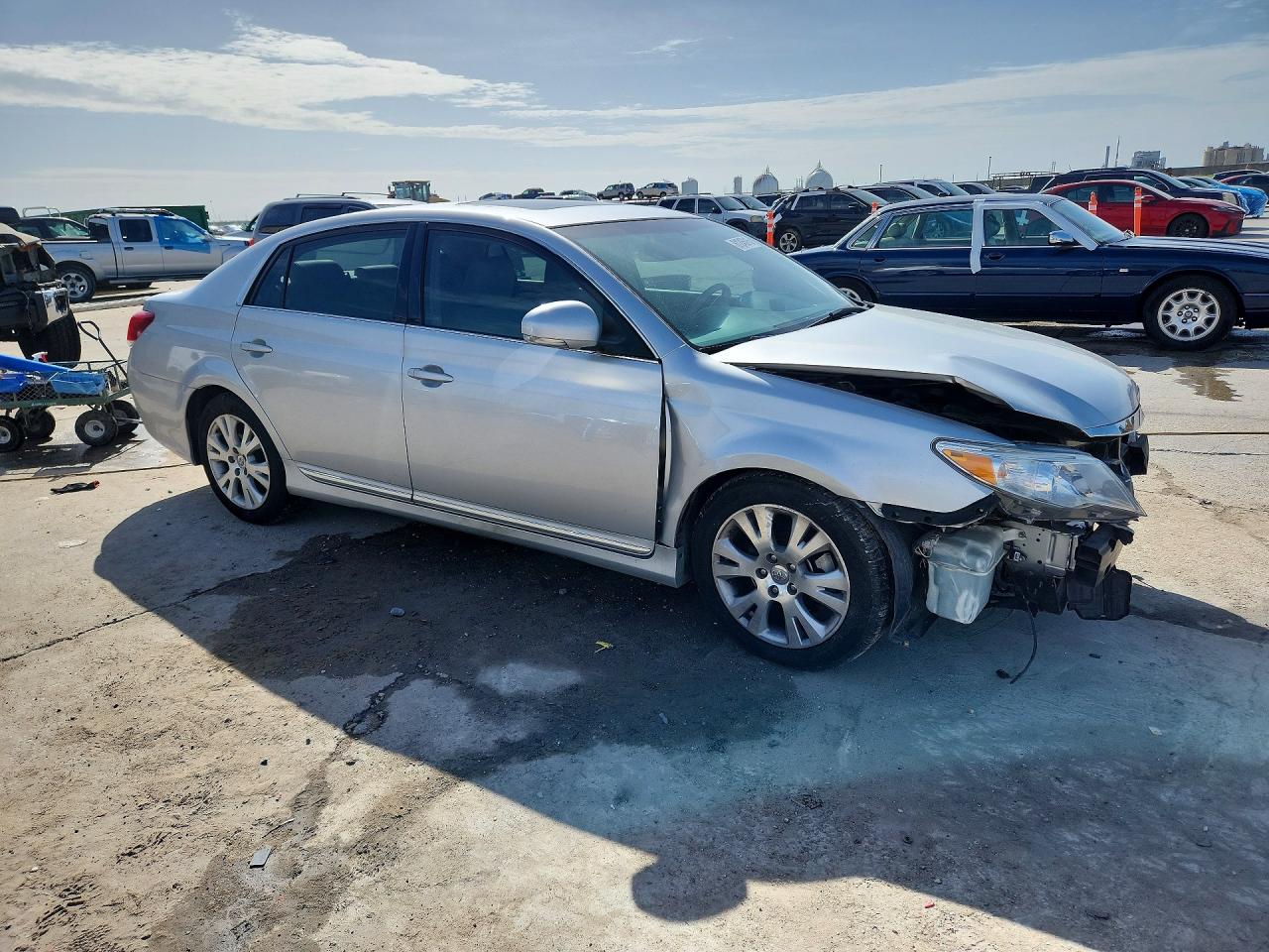 2011 Toyota Avalon Base Silver vin: 4T1BK3DB6BU426699