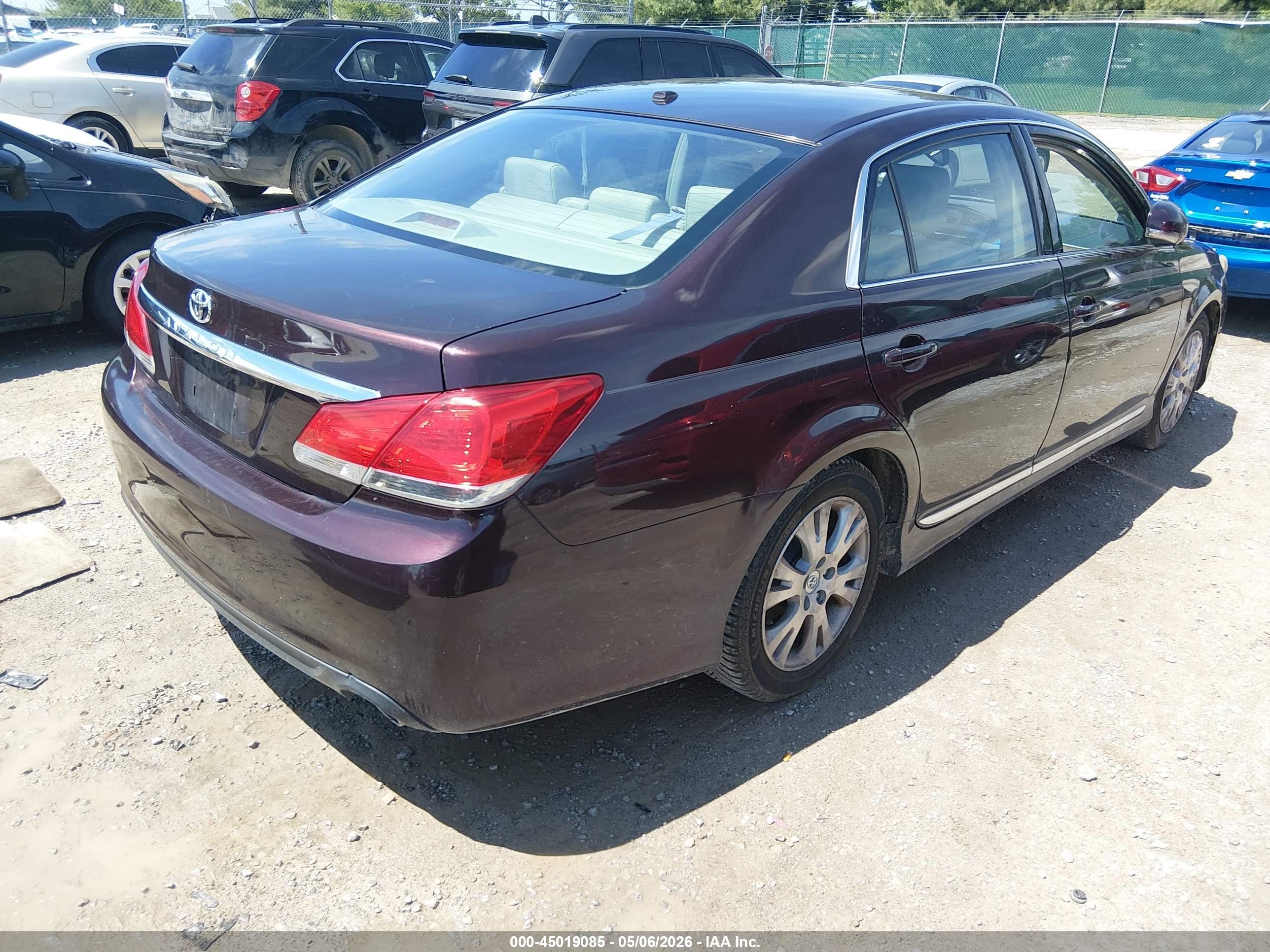 2011 Toyota Avalon   Maroon vin: 4T1BK3DB6BU431529