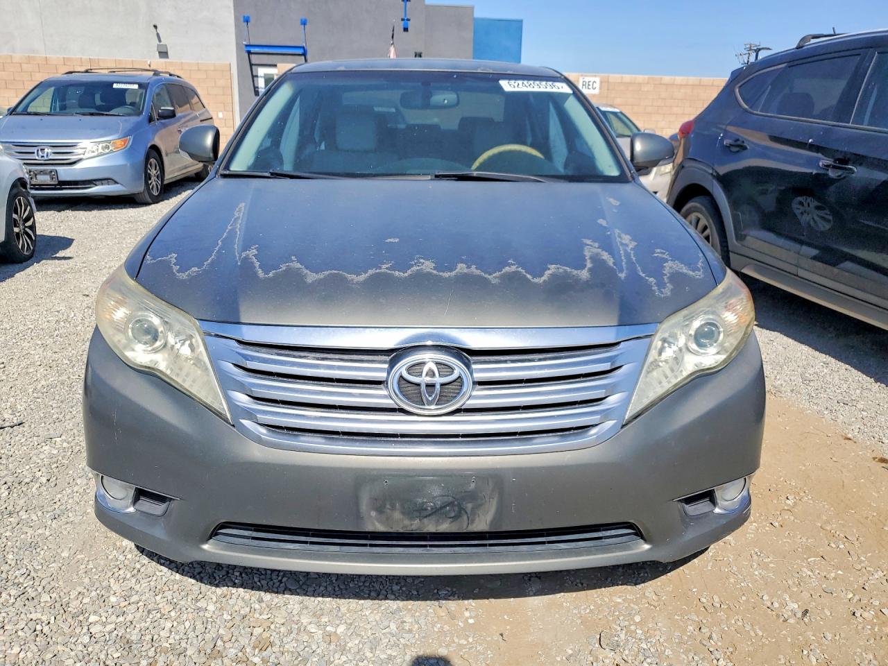 2011 Toyota Avalon Base Green vin: 4T1BK3DB6BU435189