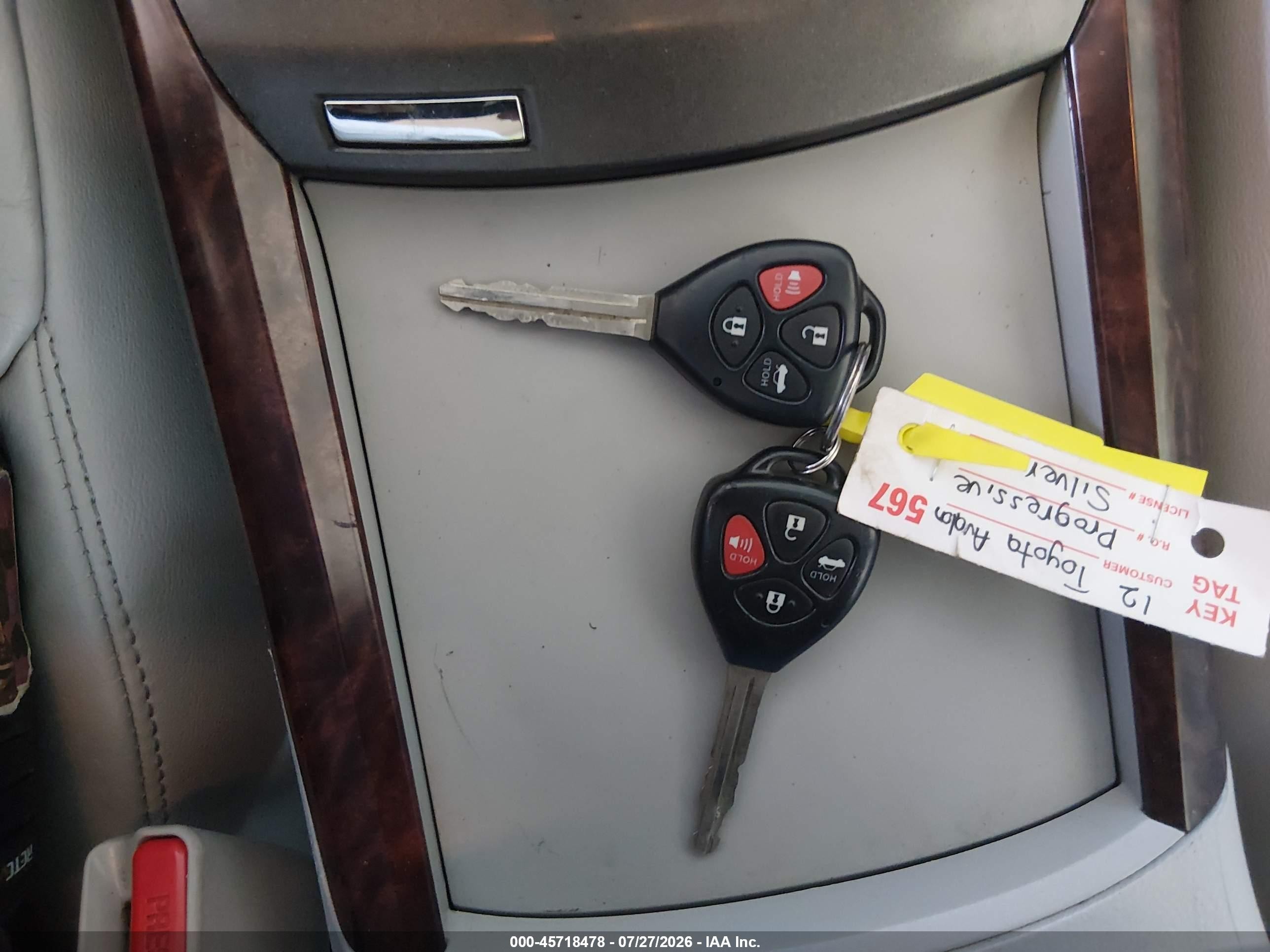 2012 Toyota Avalon   Silver vin: 4T1BK3DB6CU448459