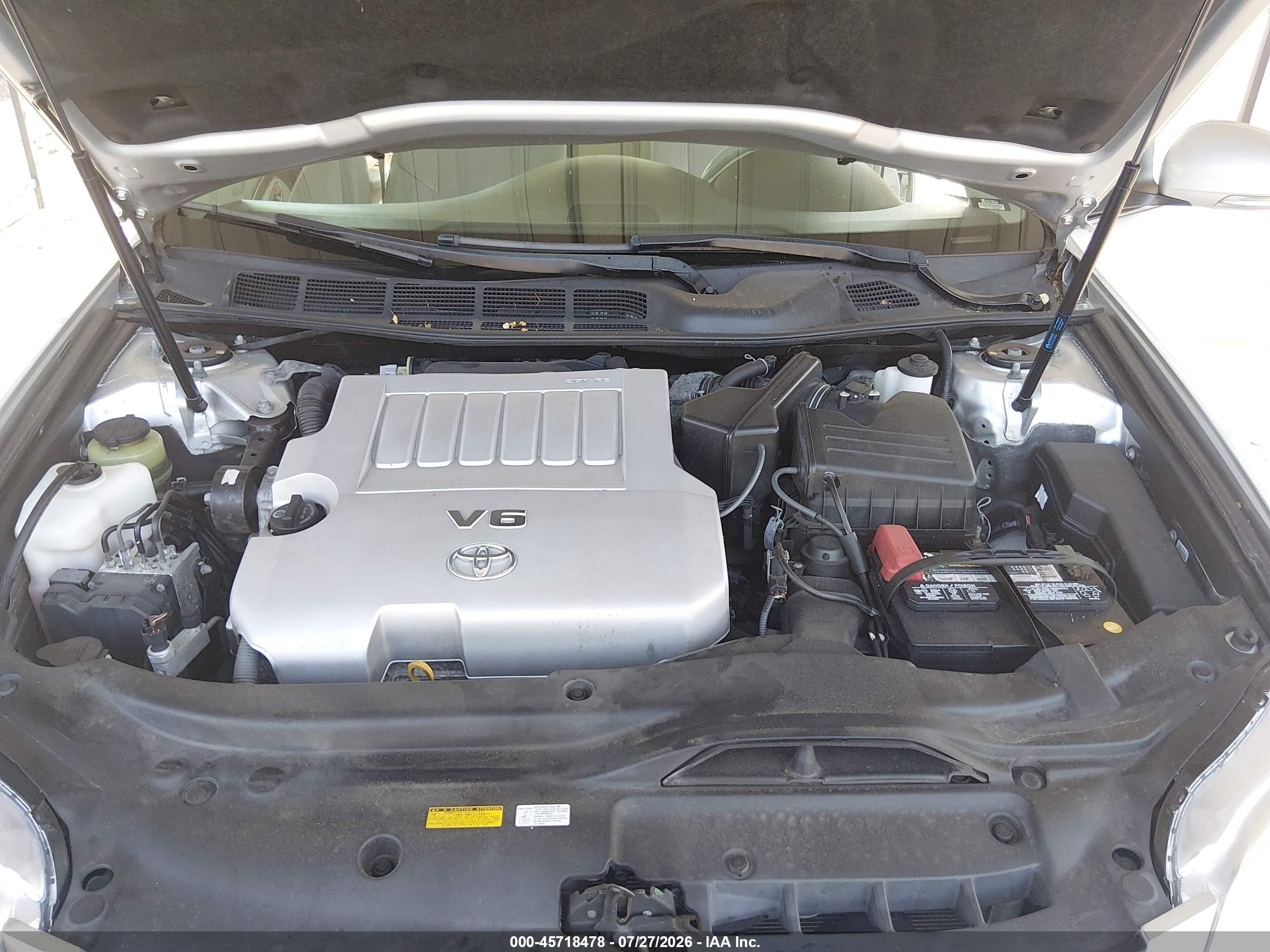 2012 Toyota Avalon   Silver vin: 4T1BK3DB6CU448459