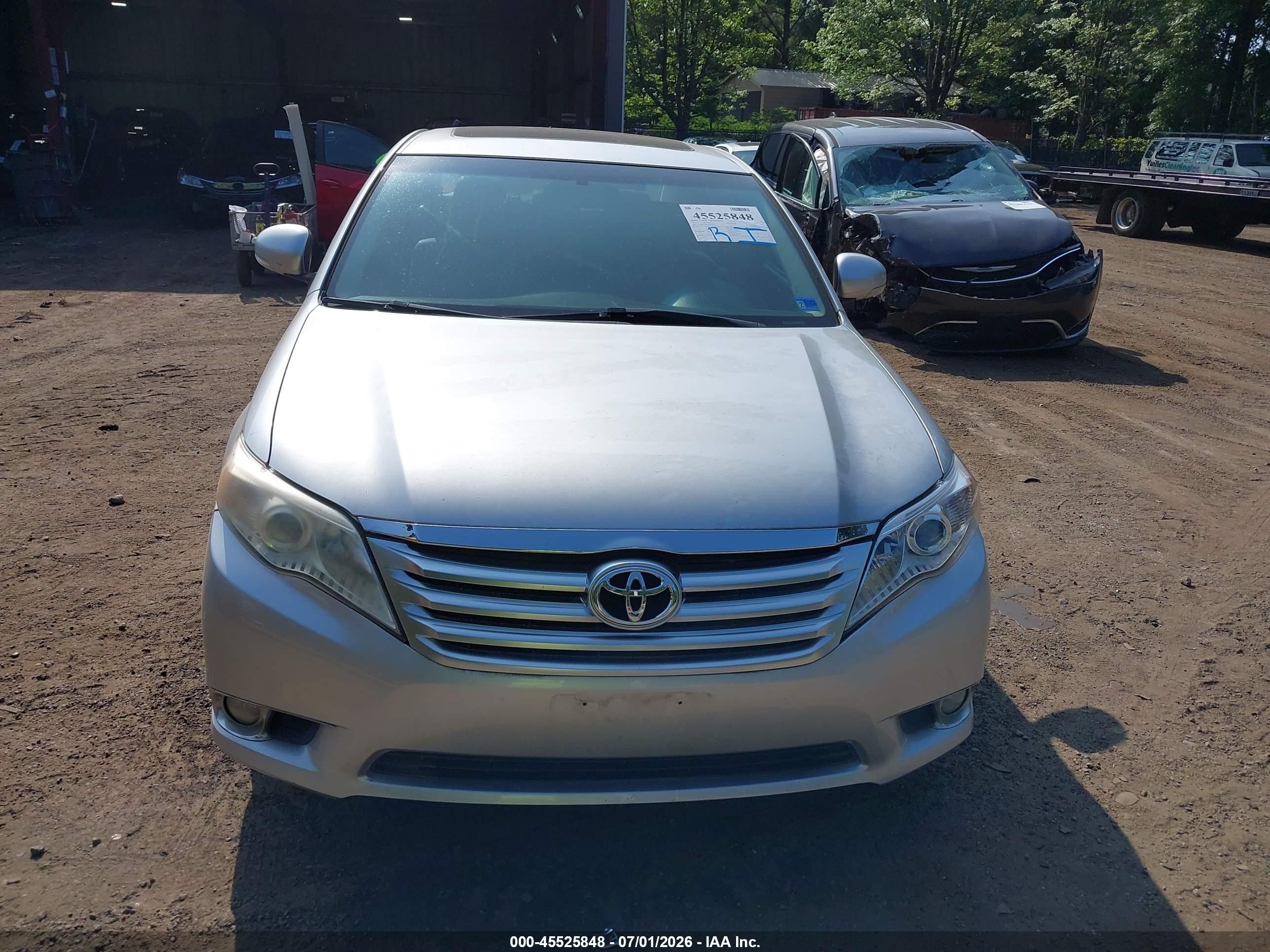 2012 Toyota Avalon Limited Серебряный vin: 4T1BK3DB6CU458358