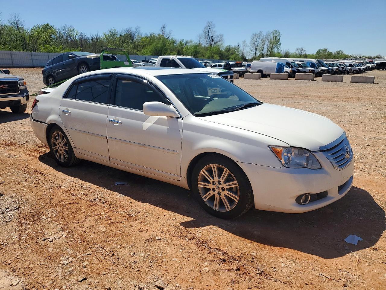 2010 Toyota Avalon Limited White vin: 4T1BK3DB7AU357004