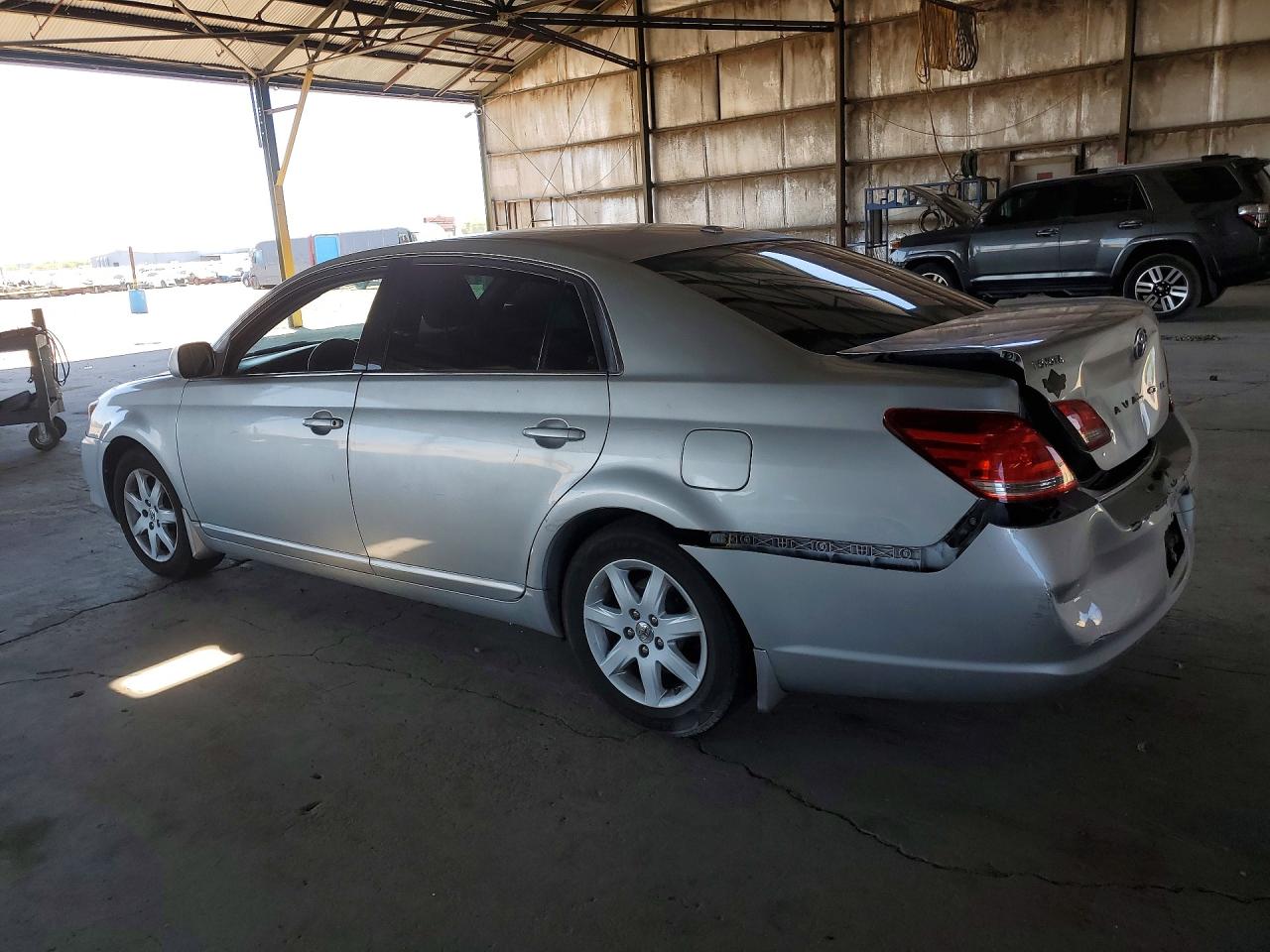 2010 Toyota Avalon Xl Silver vin: 4T1BK3DB7AU357519